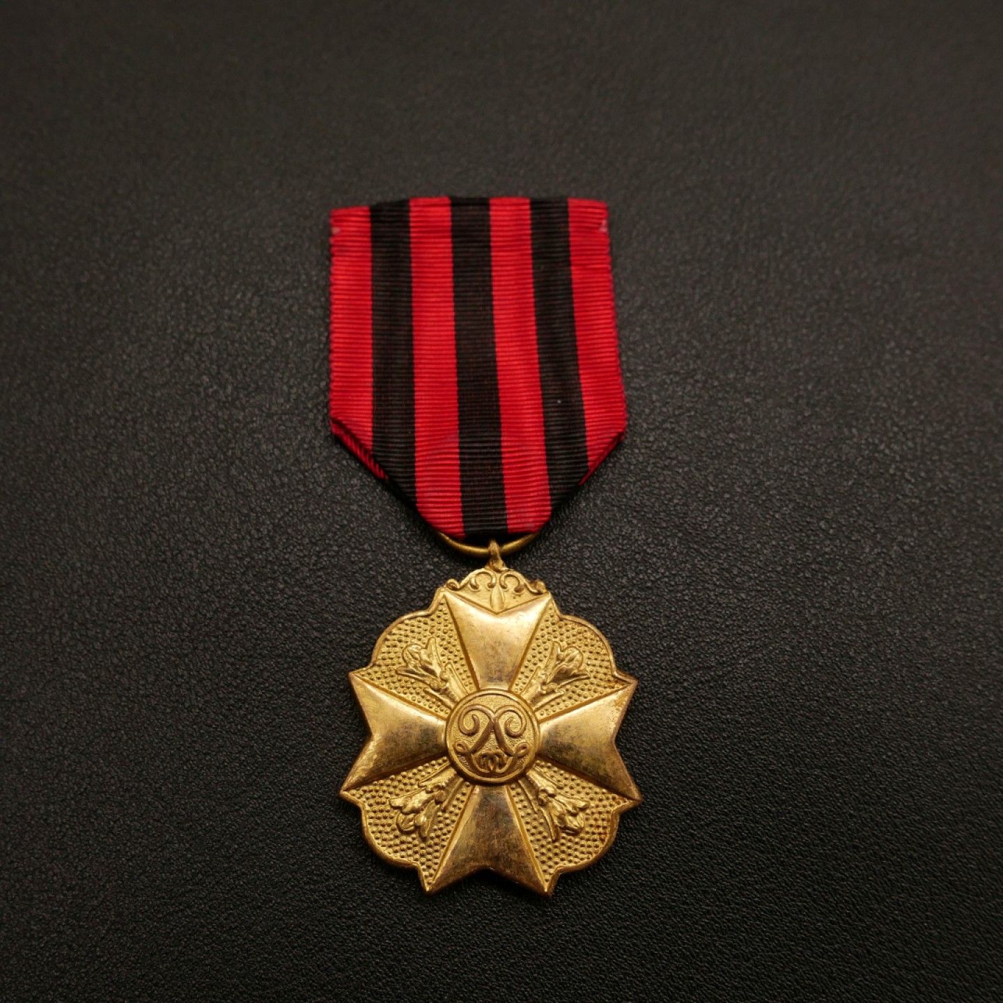 勋章奖章交易所10月29日群拍 比利时金级民事服务奖章