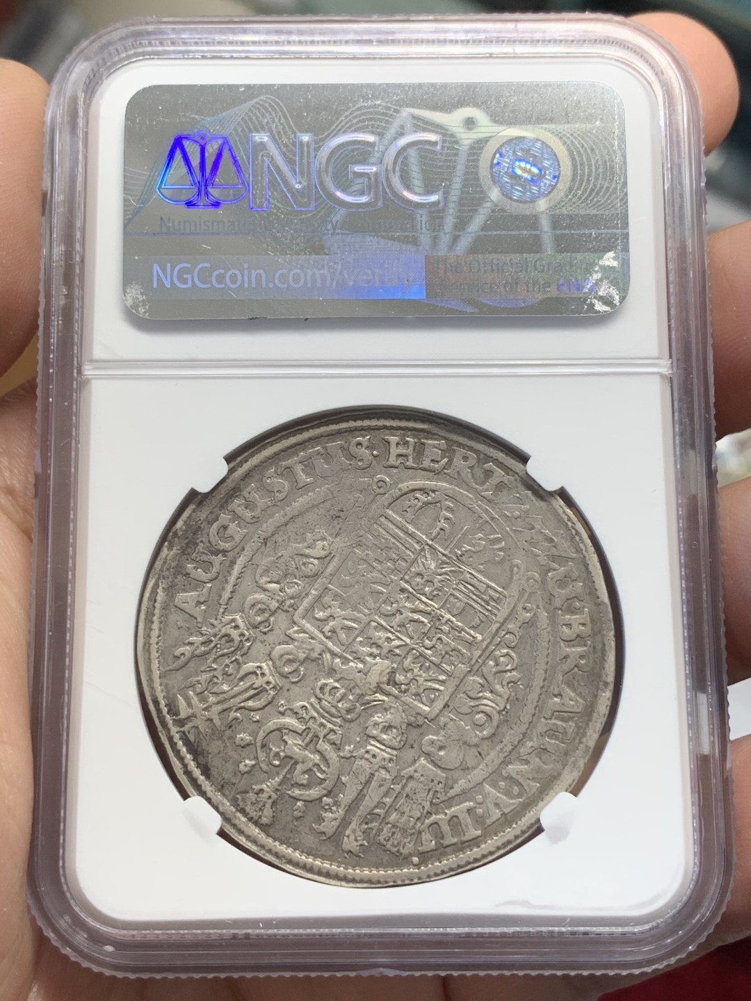 《竞宝斋》第109场-周日，周一 ，周四3场连拍（全场包邮） NGC XF 德国 1647年 布伦瑞克 野人泰勒 大银币 细节不错 打制的也好 标注正面清晰 看不大出来 流通品质