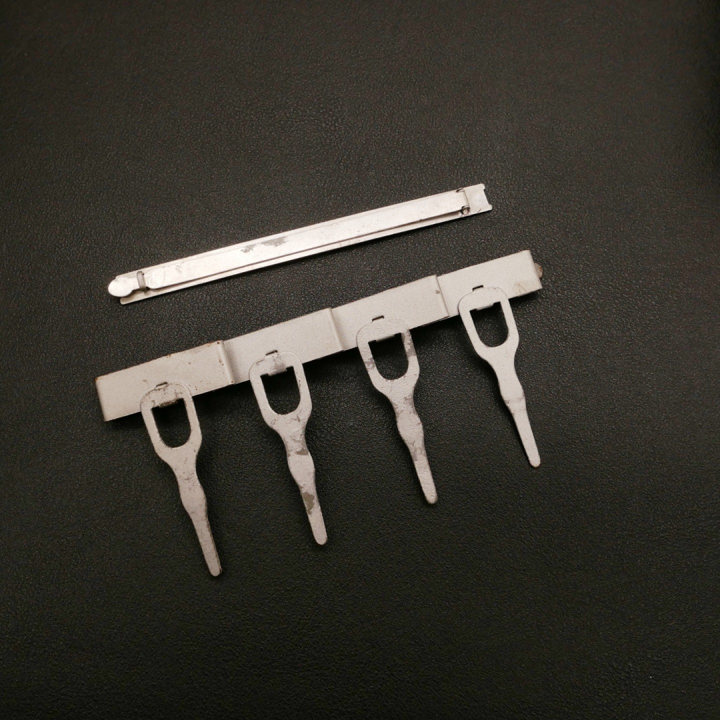 勋章奖章交易所10月29日群拍 日本勋架一组