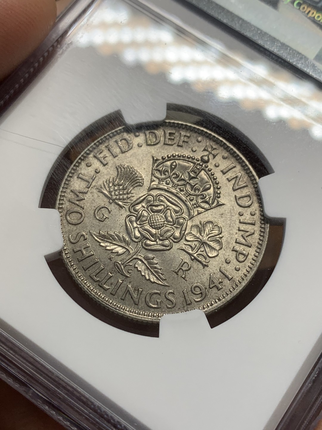 《竞宝斋》第109场-周日，周一 ，周四3场连拍（全场包邮） NGC-MS62 英国 1941 乔治六世福林 铁灰色包浆好看 亚军分