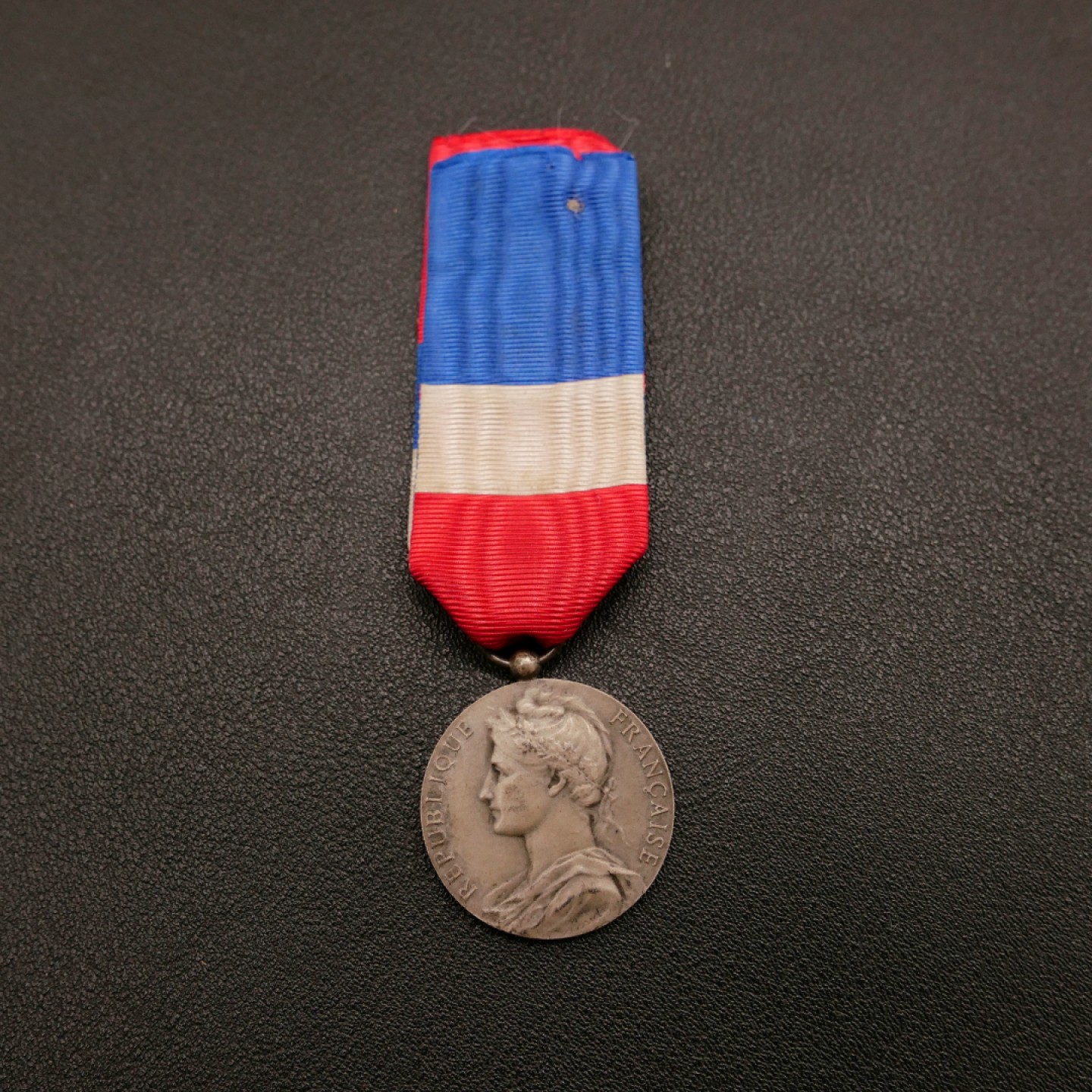 勋章奖章交易所10月29日群拍 法国银级劳动奖章