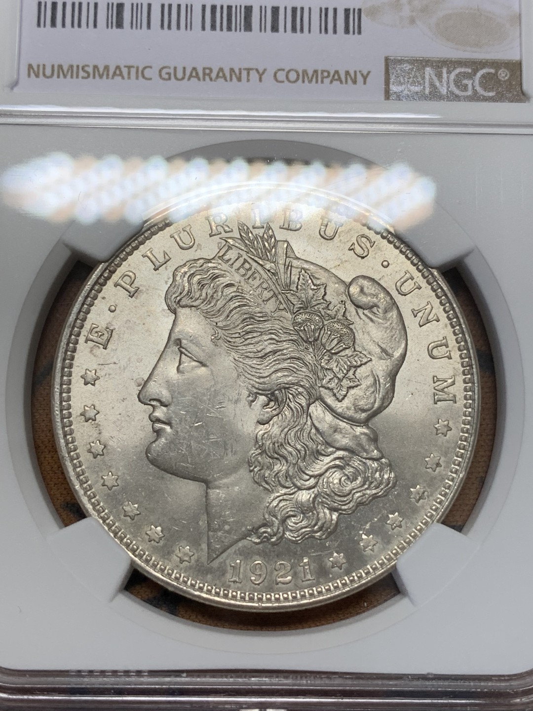 《竞宝斋》第109场-周日，周一 ，周四3场连拍（全场包邮） NGC-MS63 美国1921年 摩根一元银币 原光好品