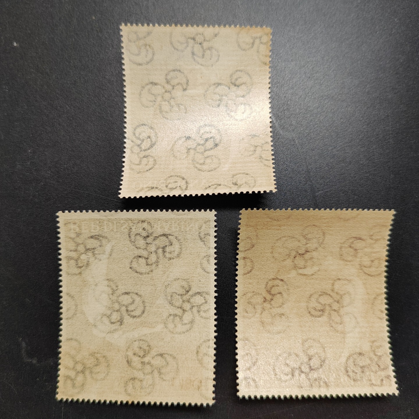 王之爱好～中外邮票 天使的拥抱