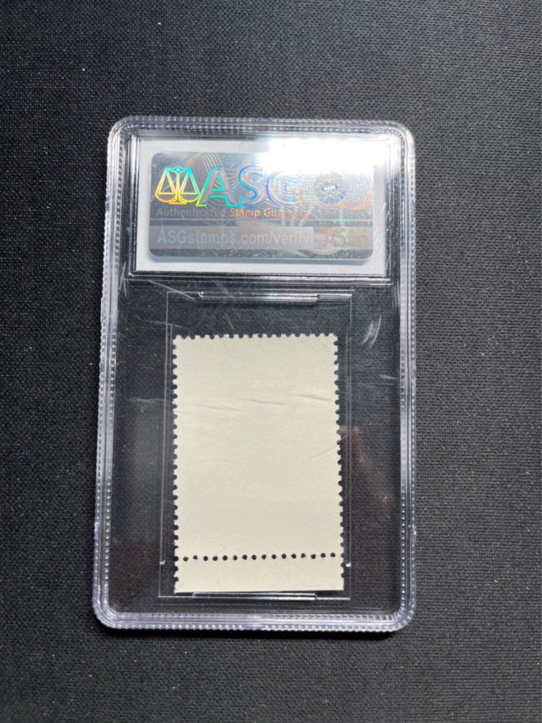 洪涛臻品 精选邮票限时拍卖第六十四期 特59熊猫新3-3 ASG 85分OG  最严格时期出分★配套必备★白胶润泽★状态一流，新票全品货非常少，白胶少之又少，能评级的资源十分有限，随着ASG评级的深入，熊猫将是最早评级资源枯竭的品种之一，注意提前捡漏上车