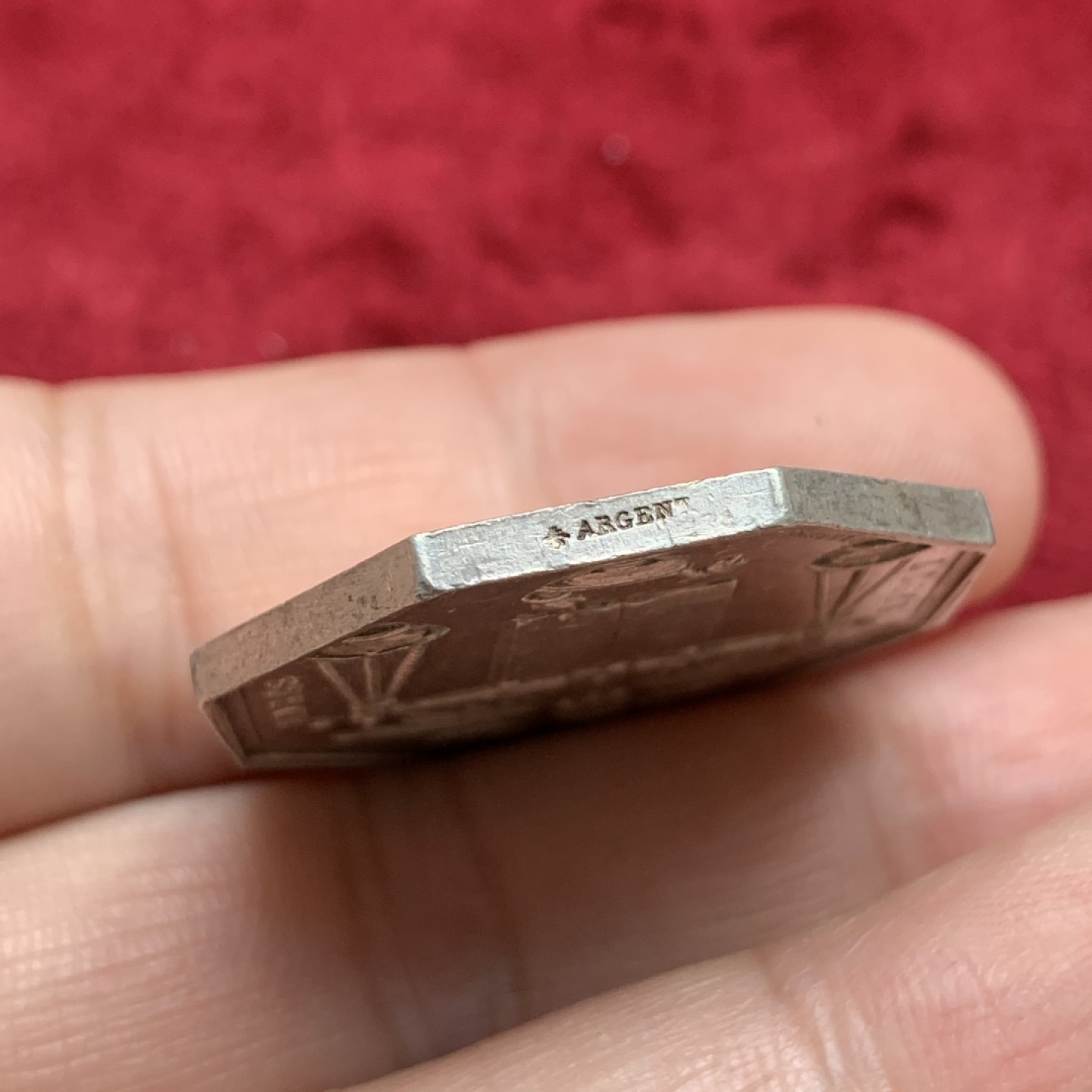 《竞宝斋》第109场-周日，周一 ，周四3场连拍（全场包邮） 法国 1880-1898 全视之眼，法律与道德的天平，奥布省（法国东北部）公证人银质代币12.7克对角32.7mm 丰饶角边铭 银标