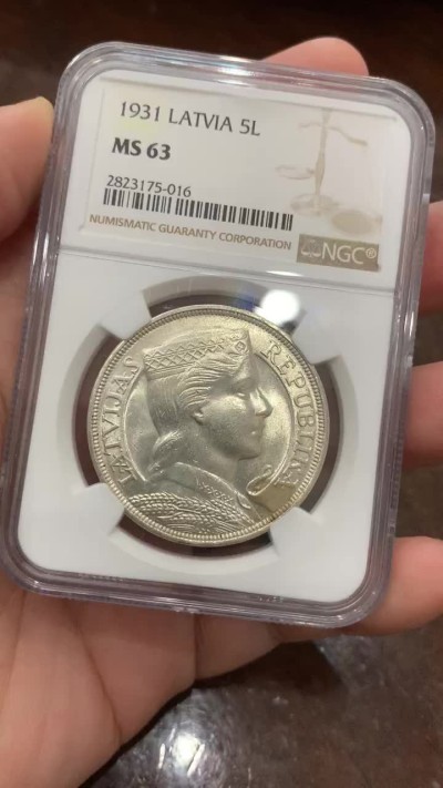 《竞宝斋》第109场-周日，周一 ，周四3场连拍（全场包邮） NGC-MS63 拉脱维亚 1931年 5拉特银币 火热的潜力品种 价格上升明显