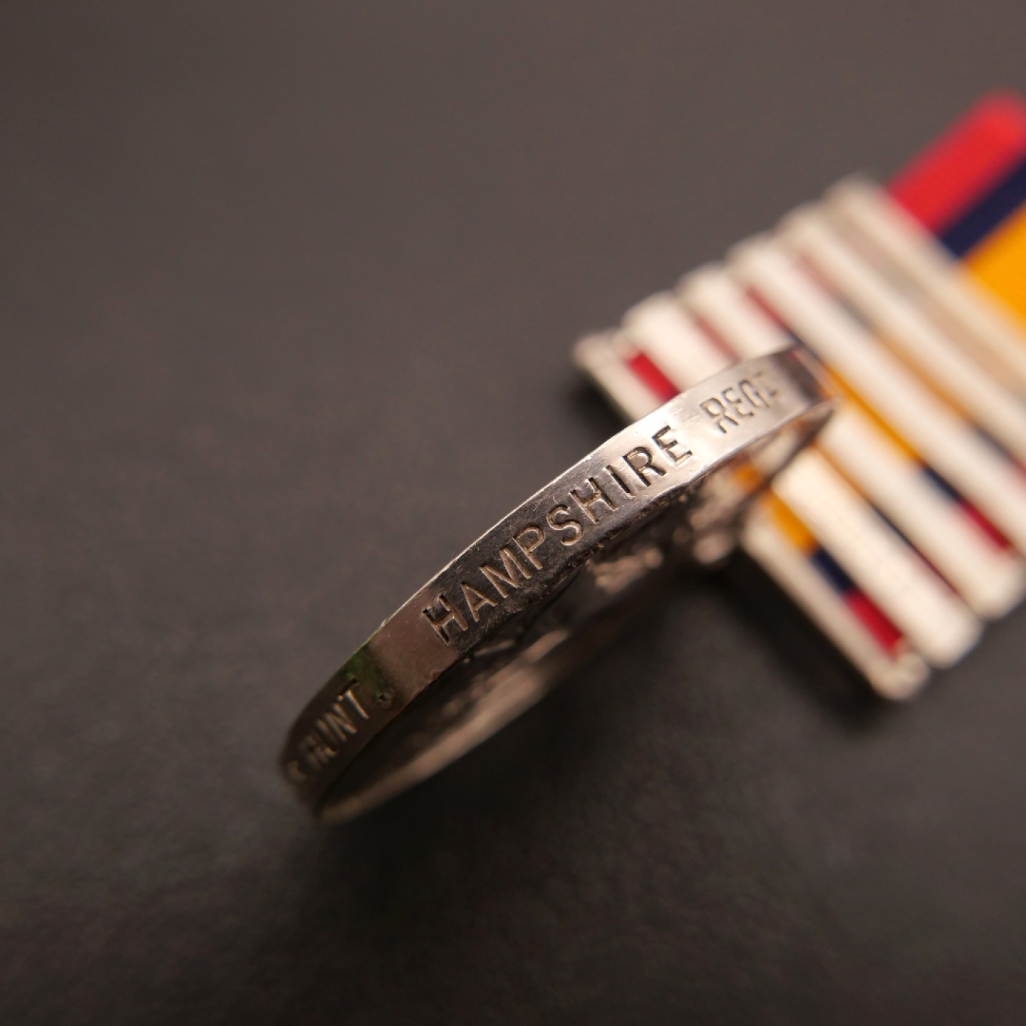 勋章奖章交易所10月29日群拍 英国女王版布尔奖章