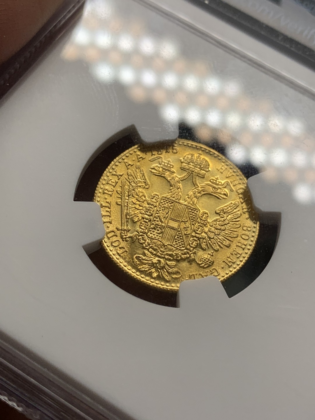 《竞宝斋》第109场-周日，周一 ，周四3场连拍（全场包邮） NGC MS67 奥地利 1915年 弗朗茨一世1杜卡特金币 3.49克 986高纯度金 强镜面效果 铸币工艺明显高于1892年贸易金 该枚金币首年为1901年 1915年为该金币后铸年份同时也为该金币的关门年份