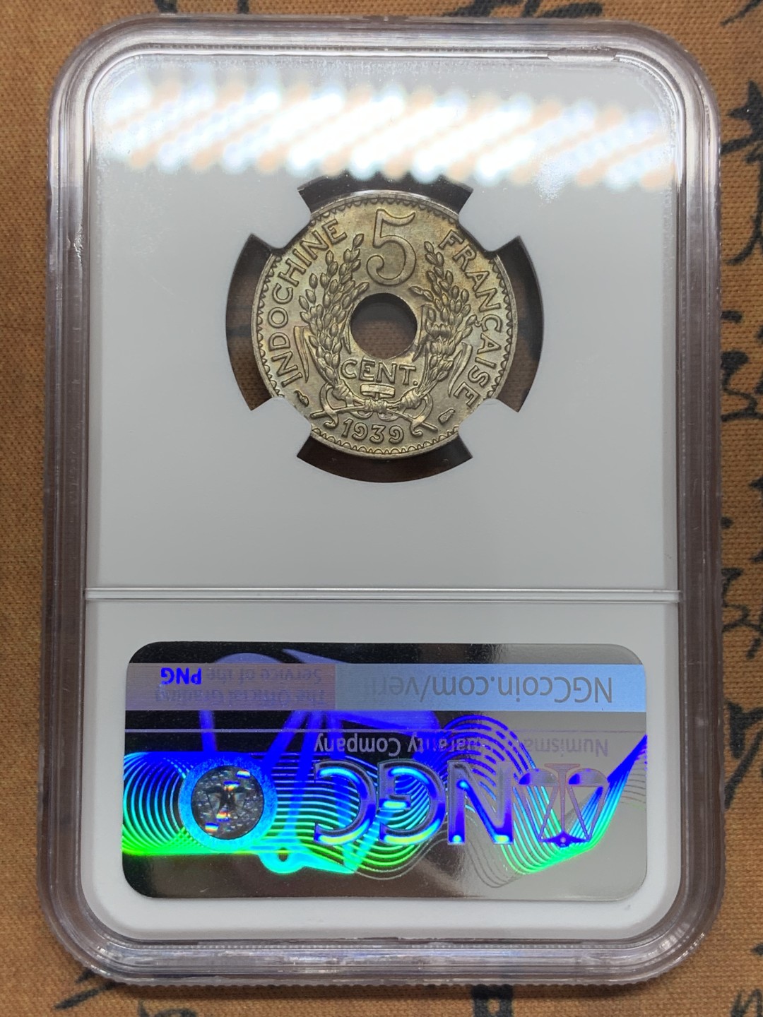 《竞宝斋》第109场-周日，周一 ，周四3场连拍（全场包邮） NGC MS64 法属印度支那1939年5分 略有彩浆