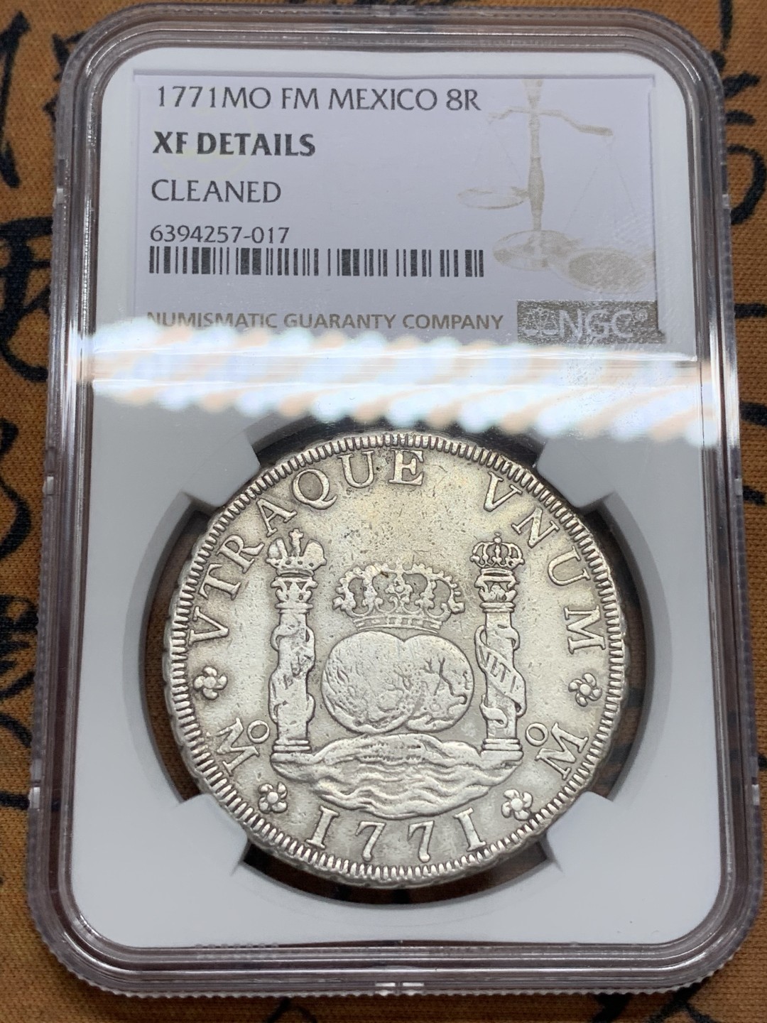 《竞宝斋》第109场-周日，周一 ，周四3场连拍（全场包邮） NGC XF品相 墨西哥1771年地球双柱8里亚尔大银币，细节完好无磕碰划痕边齿很好的一枚 边特别好