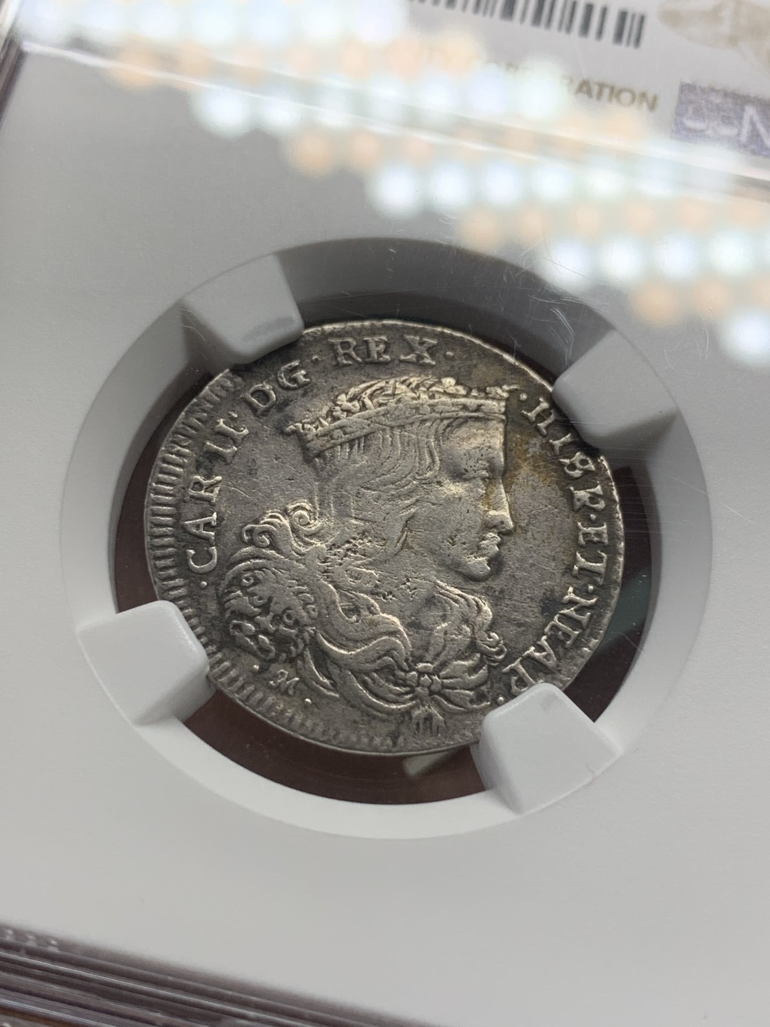 《竞宝斋》第109场-周日，周一 ，周四3场连拍（全场包邮） NGC-XF1692年意大利那不勒斯王国西班牙卡罗二世20格兰纳银币 极少品