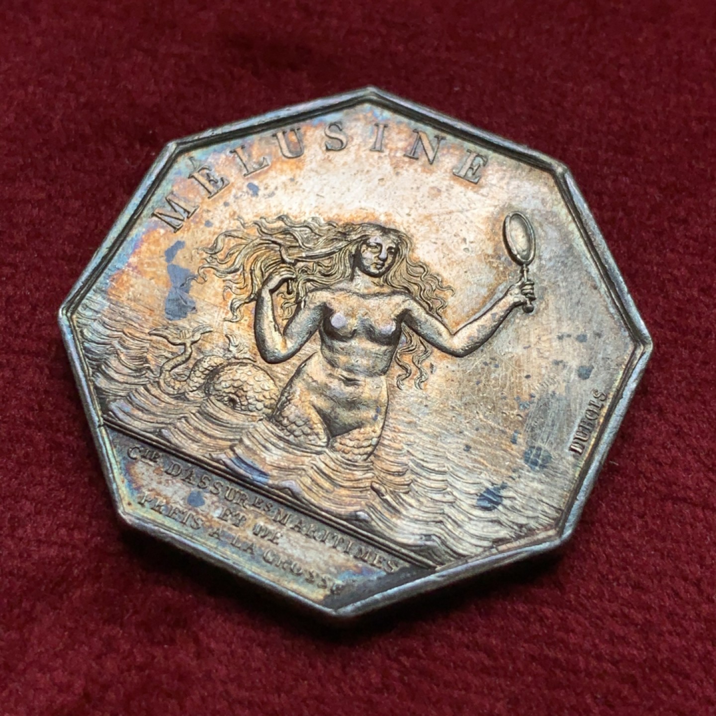 《竞宝斋》第109场-周日，周一 ，周四3场连拍（全场包邮） 八角名誉品 1832-1841 海洋保险八角银质代币，海妖美人鱼。面部细节清晰。原铸油灯边铭，五彩包浆，法国Jeton目录封面币