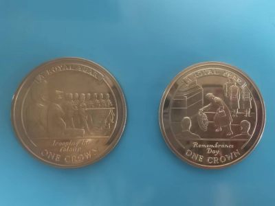 伊丽莎白二世头像钱币专场 - 2005年直布罗陀纪念币两枚