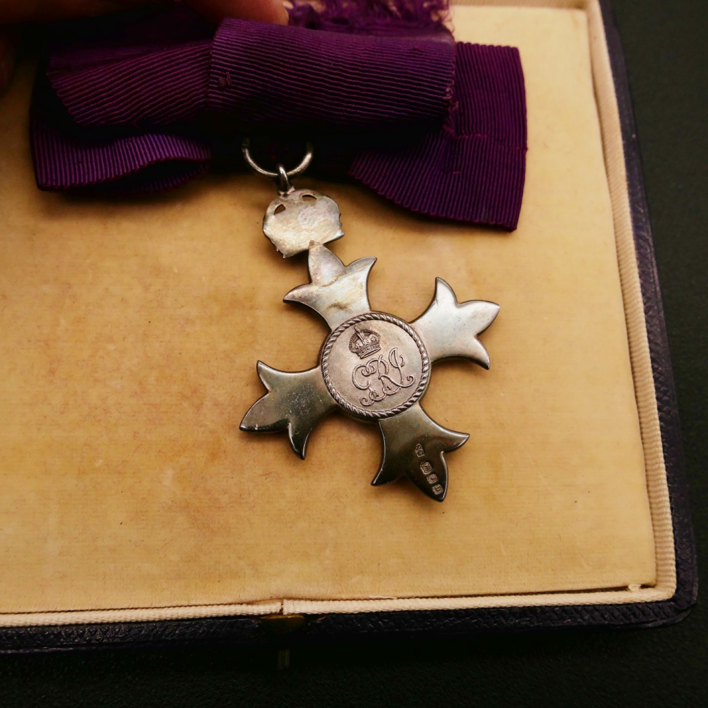 勋章奖章交易所10月29日群拍 英国成员级大英帝国勋章第一版女版