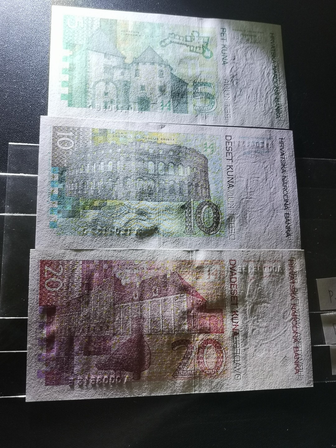 《外钞收藏家》第二百一十一期（欧洲四国精品专场） 克罗地亚2001年5-20库纳 2001年全套库纳 全新UNC