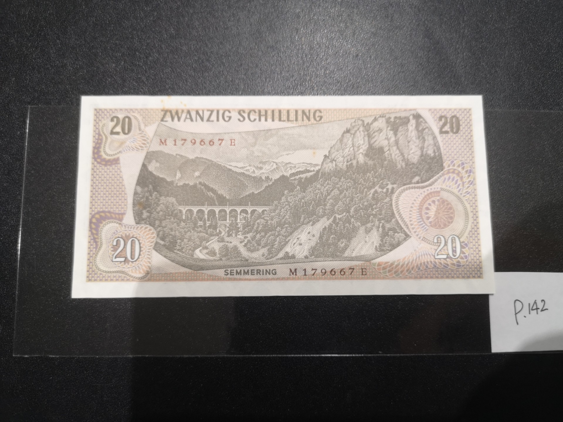 《外钞收藏家》第二百一十一期（欧洲四国精品专场） 奥地利1967年20 先令 塞默林铁路的设计者盖加、奥地利1970年50先令 剧作家赖蒙德两张一起 全新UNC