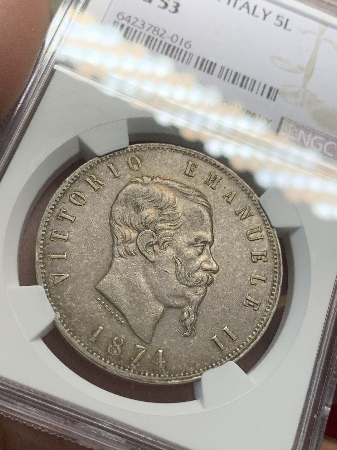 《竞宝斋》第109场-周日，周一 ，周四3场连拍（全场包邮） NGC-AU53 意大利1874年 艾曼纽尔二世5里拉大银币 原味老包浆