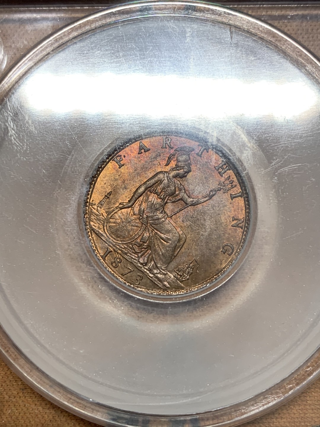 《竞宝斋》第109场-周日，周一 ，周四3场连拍（全场包邮） CGS评级 85高分 英国 1873年 维多利亚  1法新 铜币 满铜光