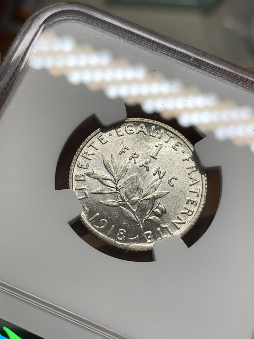 《竞宝斋》第109场-周日，周一 ，周四3场连拍（全场包邮） NGC-MS62 法国 1918年 1法郎银币