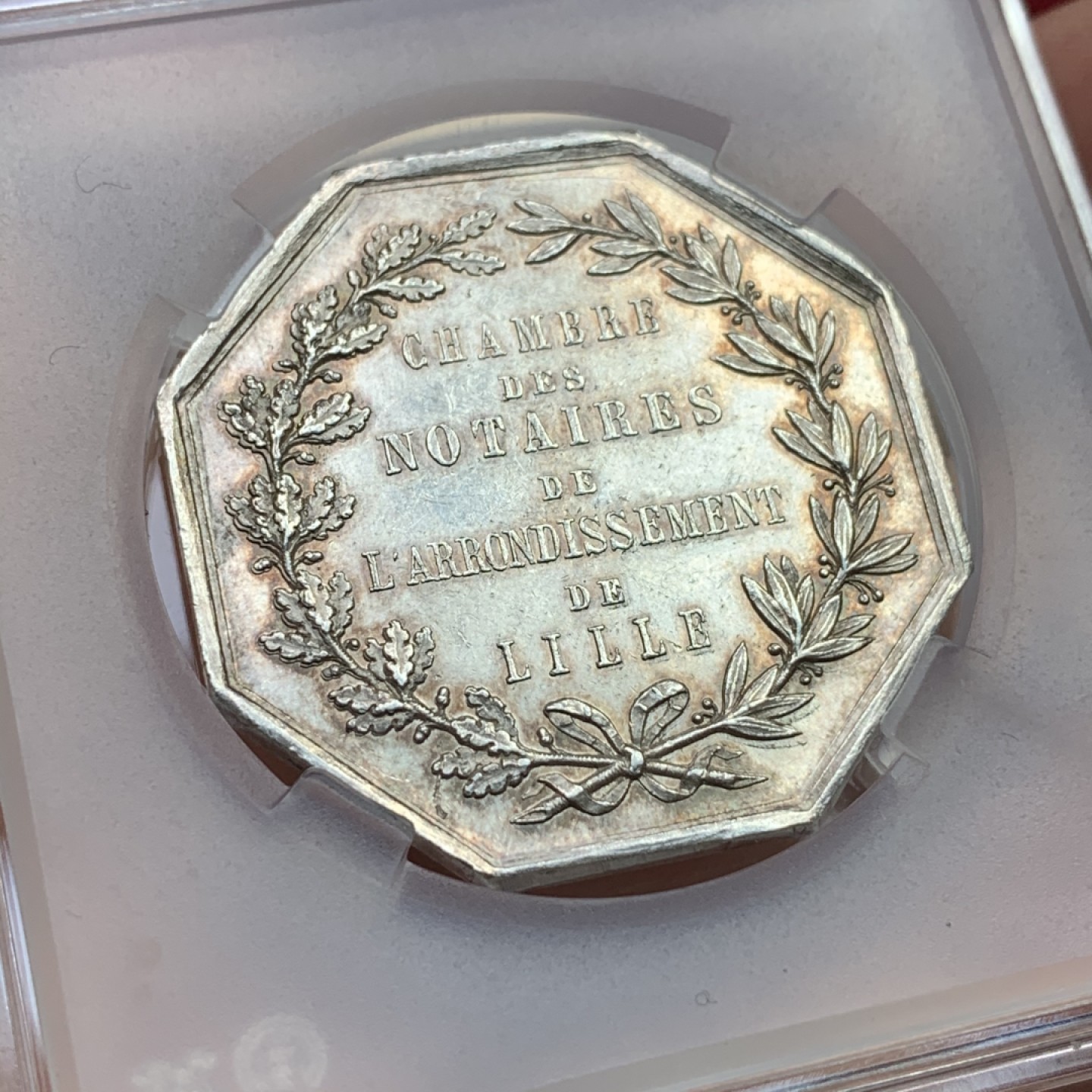 《竞宝斋》第109场-周日，周一 ，周四3场连拍（全场包邮） 1880-1898年法国公证处女神八角银章     重量：19.44g  边铭：丰饶角+银标