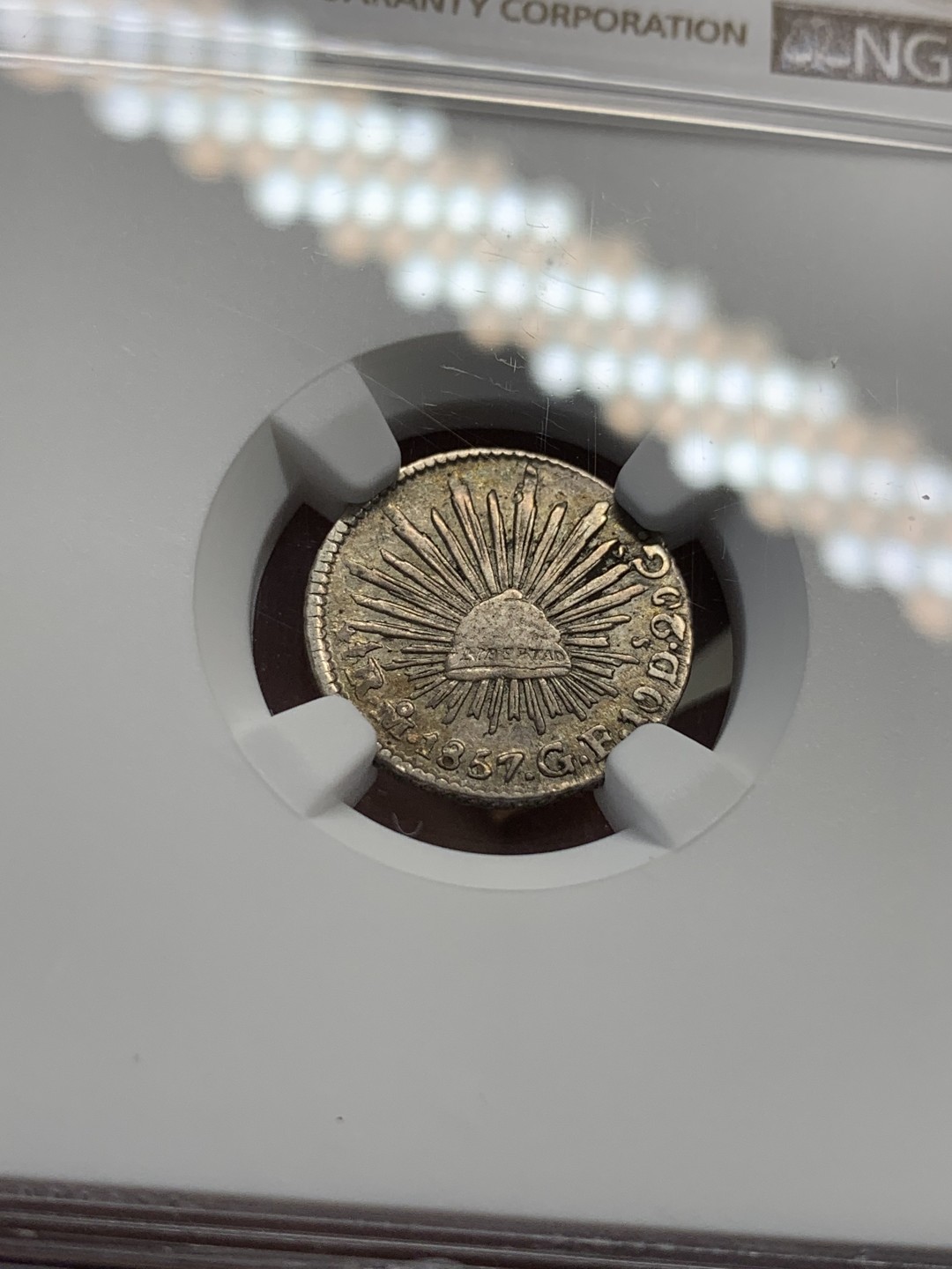 《竞宝斋》第109场-周日，周一 ，周四3场连拍（全场包邮） NGC-XF 墨西哥1857年 1/2R小鹰洋银币 中期年份 能上XF已经是品好的了