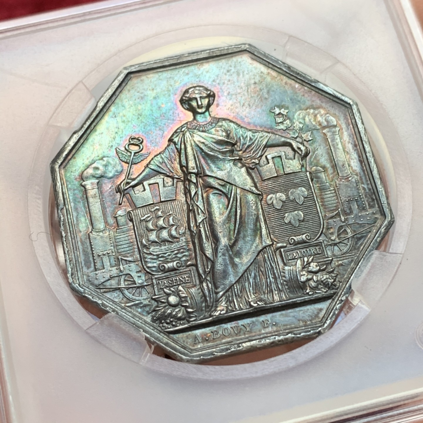 《竞宝斋》第109场-周日，周一 ，周四3场连拍（全场包邮） 1860-1879年法国工业女神八角银制代币  重量：23.8g  边铭：蜜蜂银标  