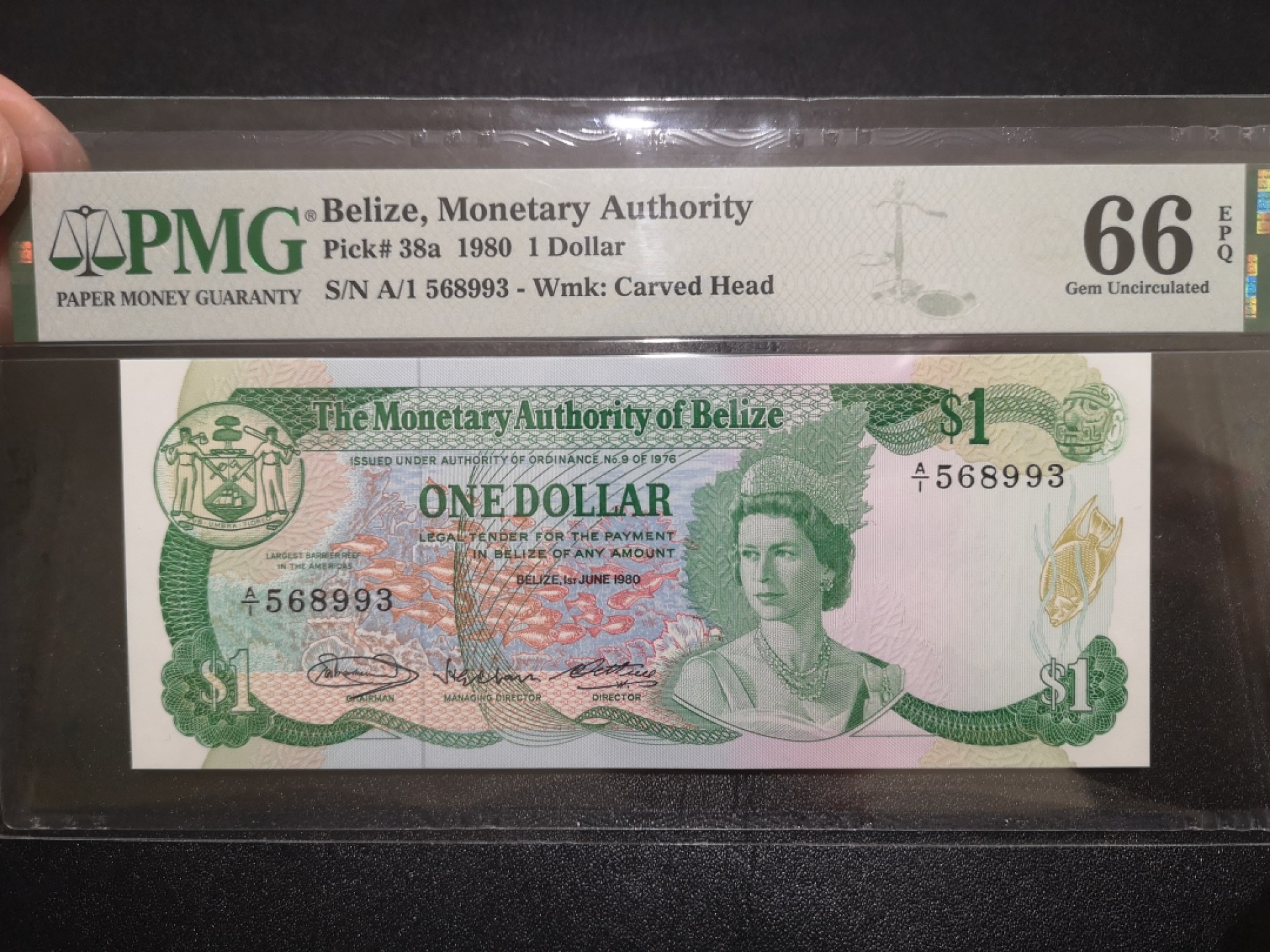 《外钞收藏家》第二百一十二期 1980年伯利兹1刀 PMG66 A/1冠 无47