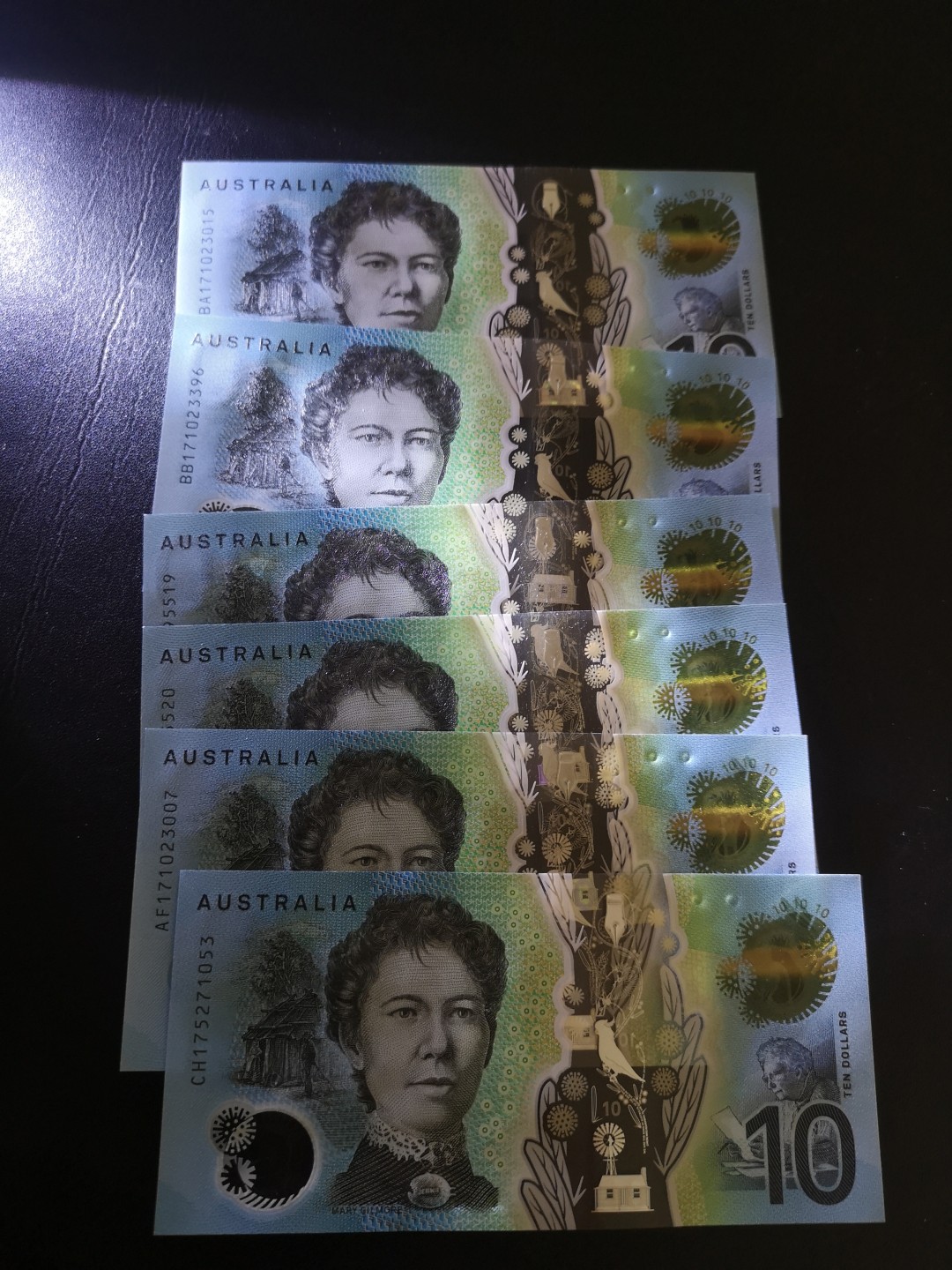 《外钞收藏家》第二百一十二期 澳大利亚最新版10澳元 六张一起 全新UNC