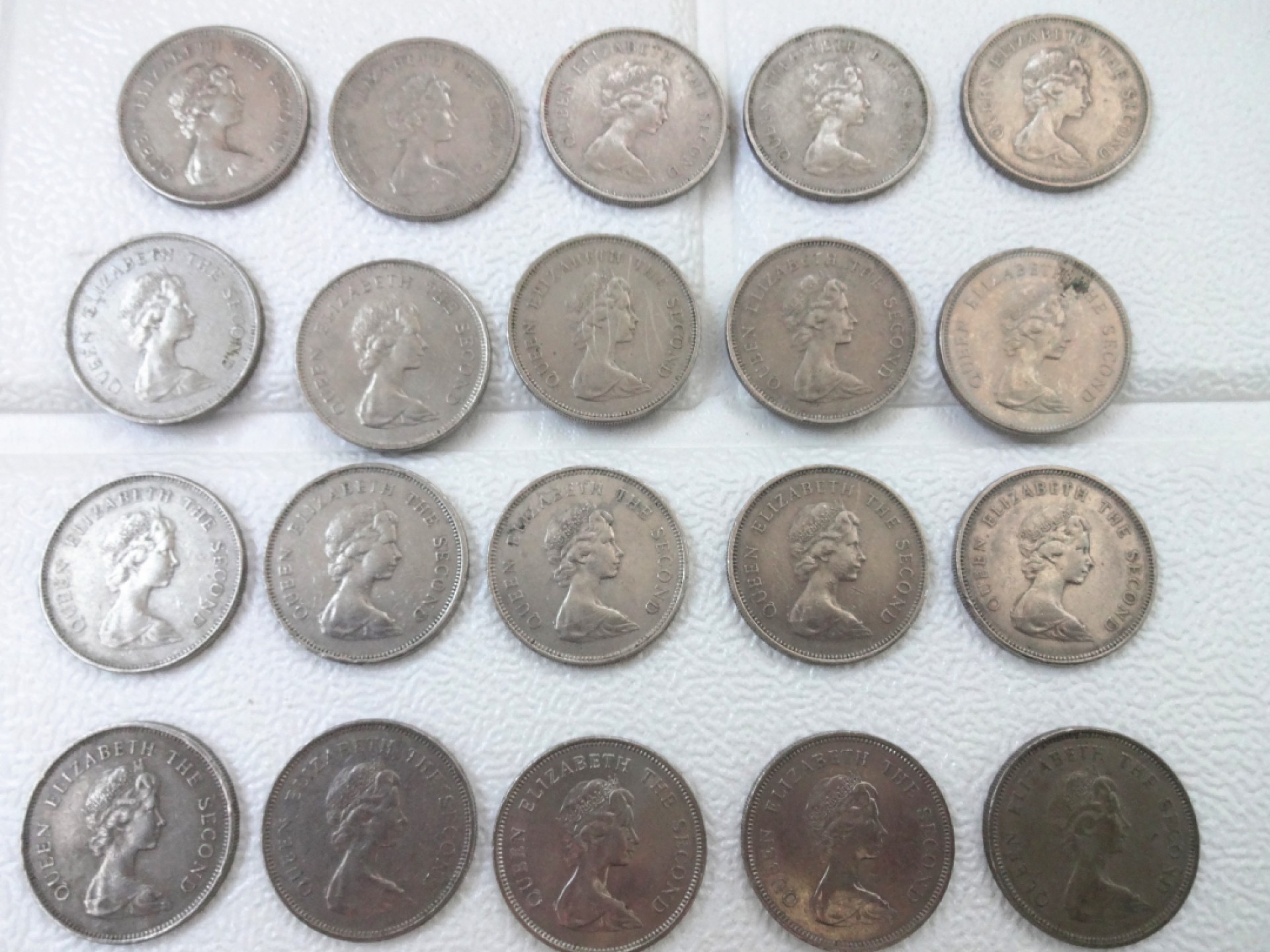 娃娃家-十月、第五场 香港伊丽莎白二世女王花冠头像壹元-20枚起拍