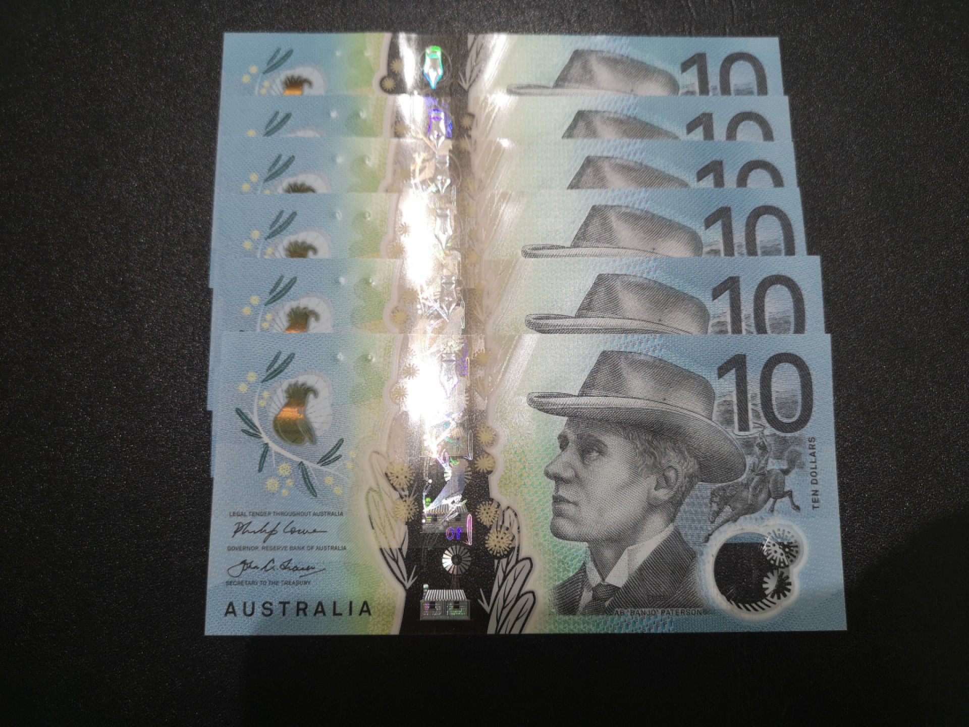 《外钞收藏家》第二百一十二期 澳大利亚最新版10澳元 六张一起 全新UNC