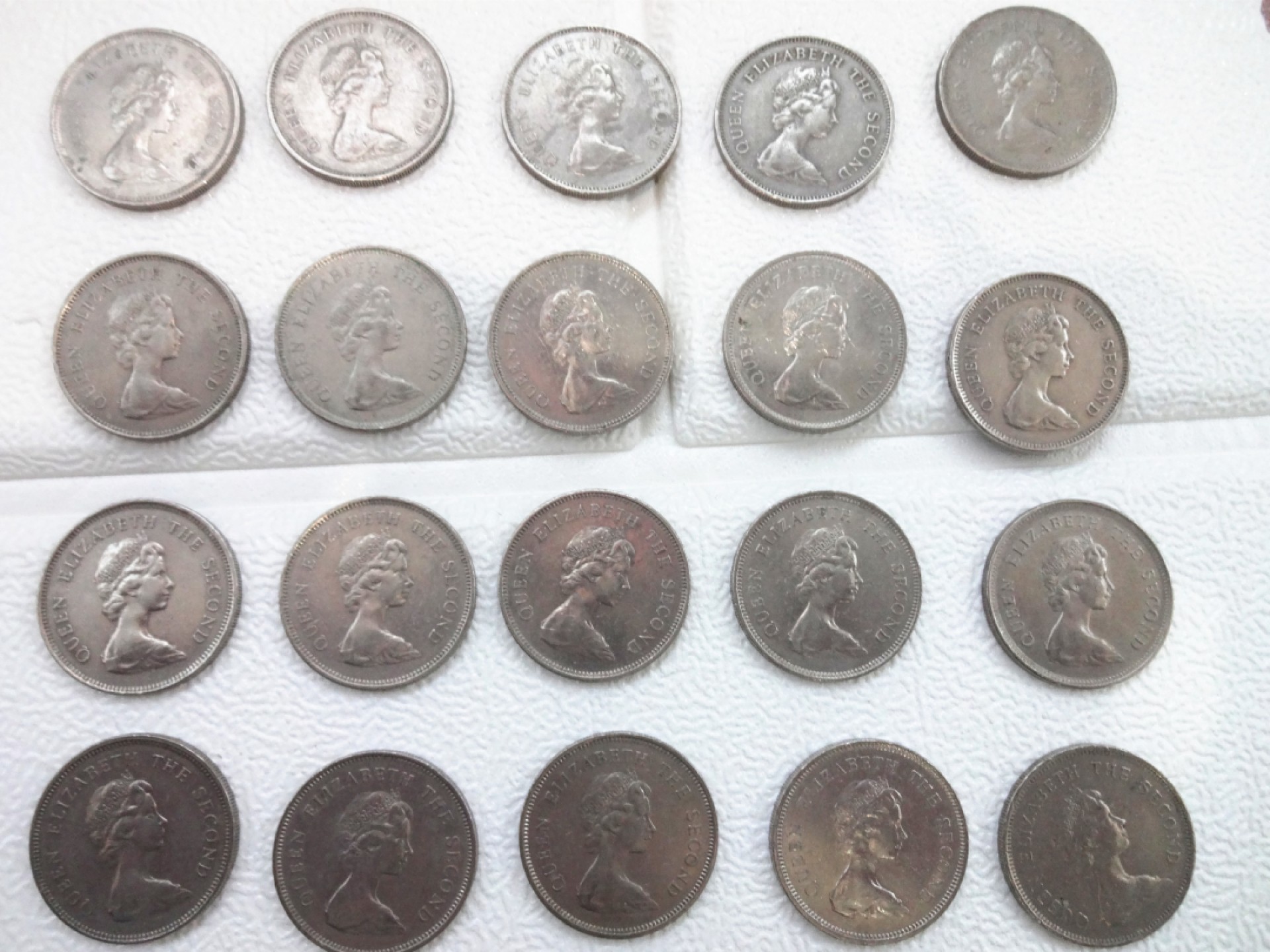 娃娃家-十月、第五场 香港伊丽莎白二世女王花冠头像壹元No.2 第二组-20枚起拍