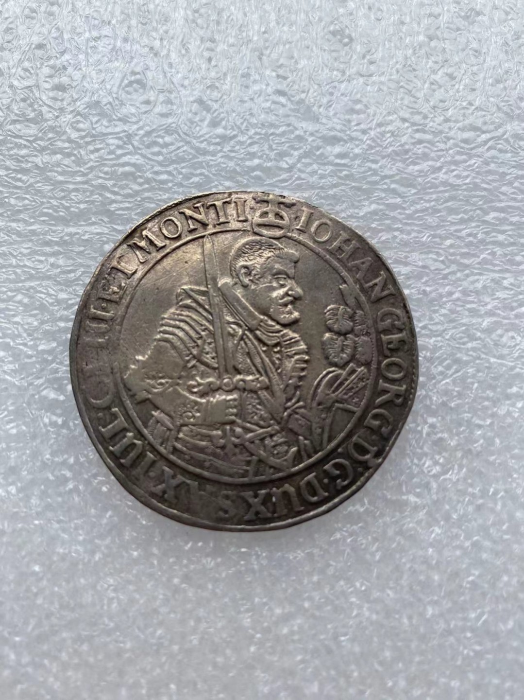 瓶子🏺第63期拍卖会 神圣罗马帝国1640年萨克森选帝侯持剑1泰勒大银币