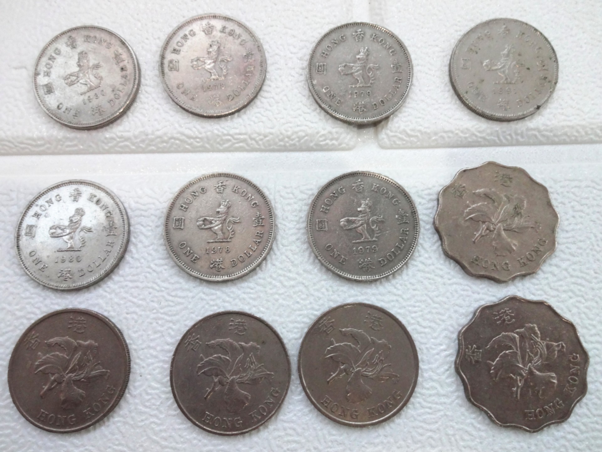 娃娃家-十月、第五场 香港伊丽莎白二世女王花冠头像壹元+2元紫荆花混合拍-12枚起拍