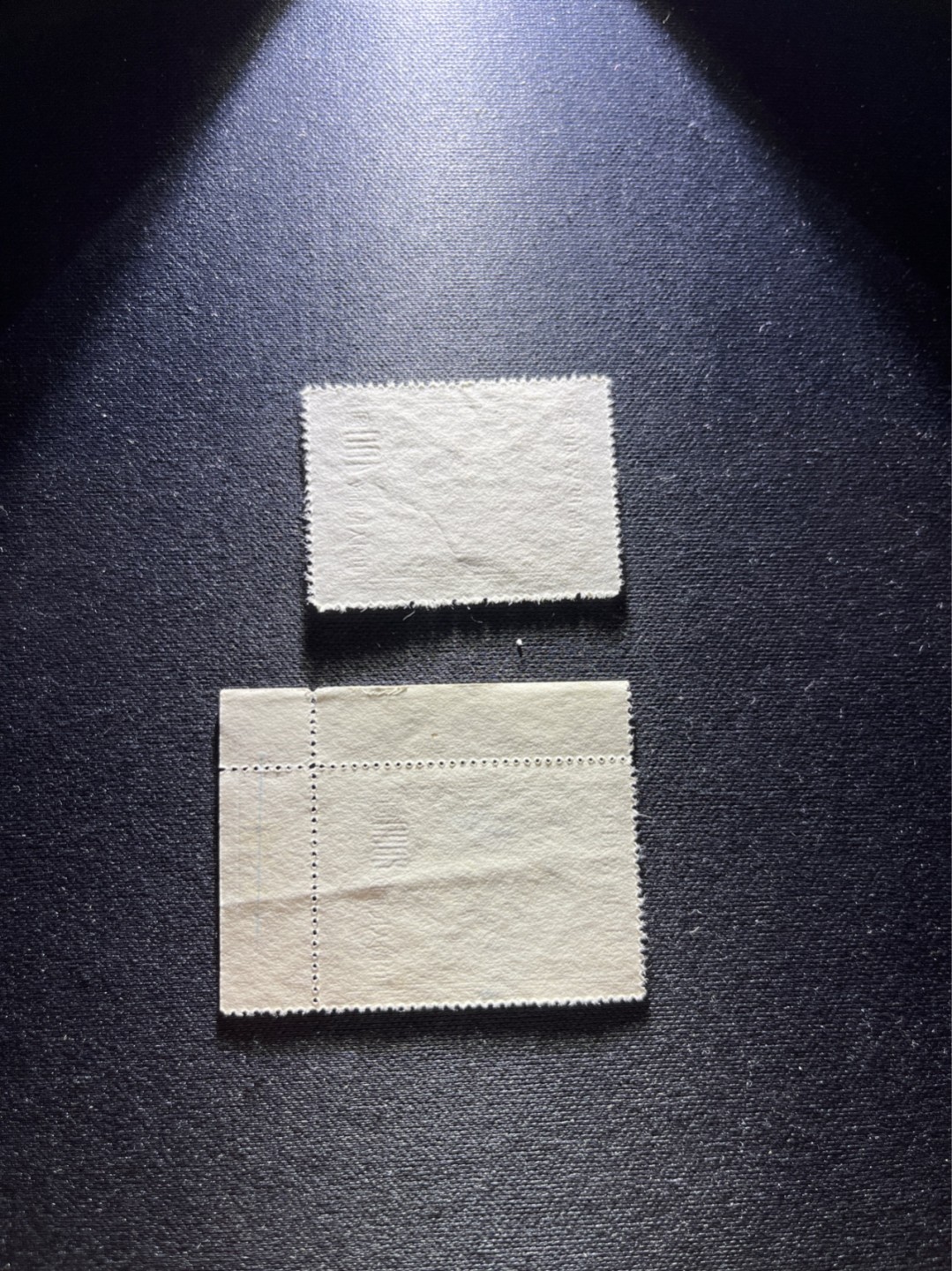 洪涛臻品 精选邮票限时拍卖第六十六期 纪5版撕票 3-1  3-3两枚，压痕，容易处理，注意捡漏