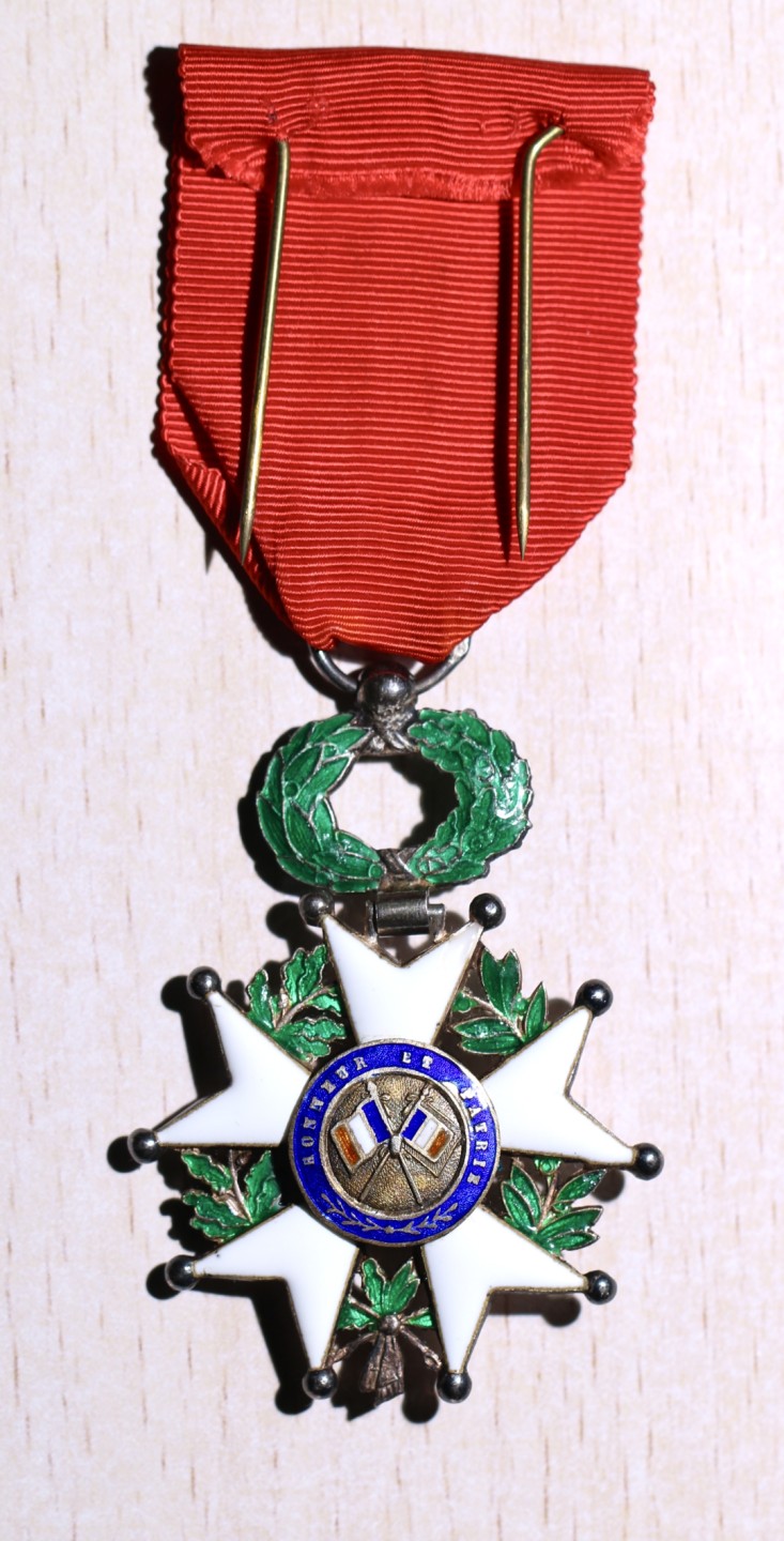 大猫徽章拍卖第206期 法国三共版荣誉军团勋章 银质珐琅