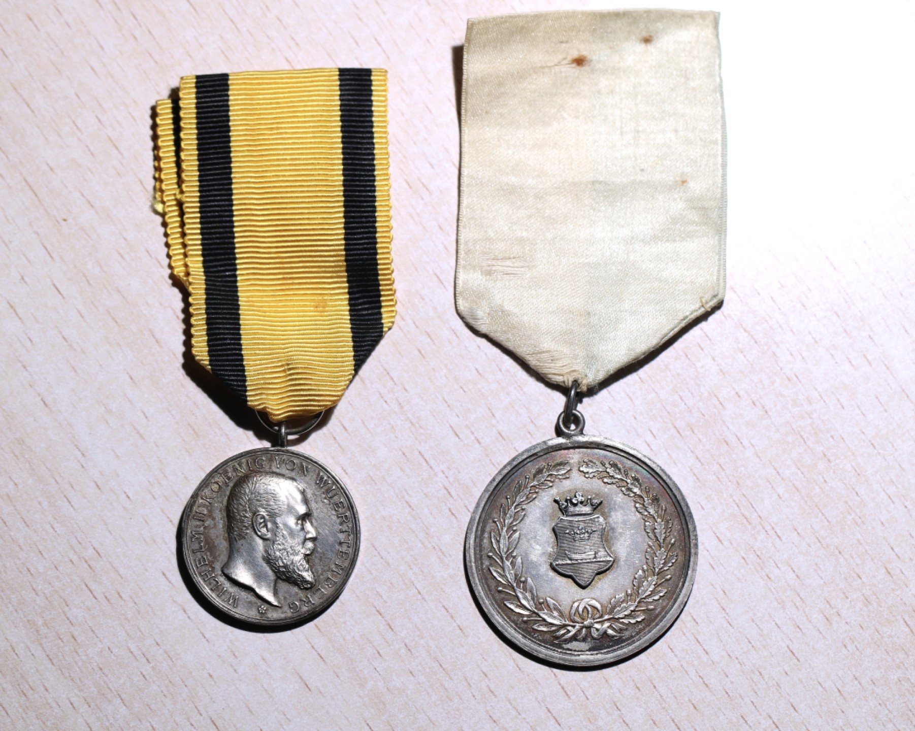 大猫徽章拍卖第206期 德国符滕堡王国银质军功奖章 瑞典银质奖章