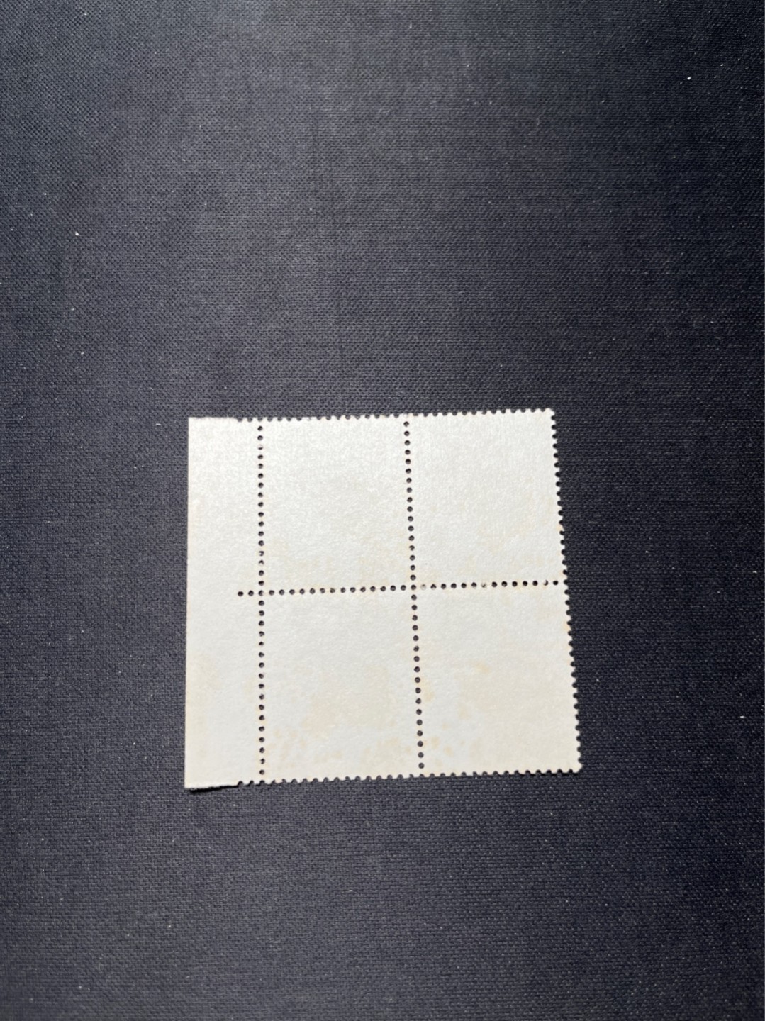 洪涛臻品 精选邮票限时拍卖第六十六期 T90鼠色标，四方连一组 微黄