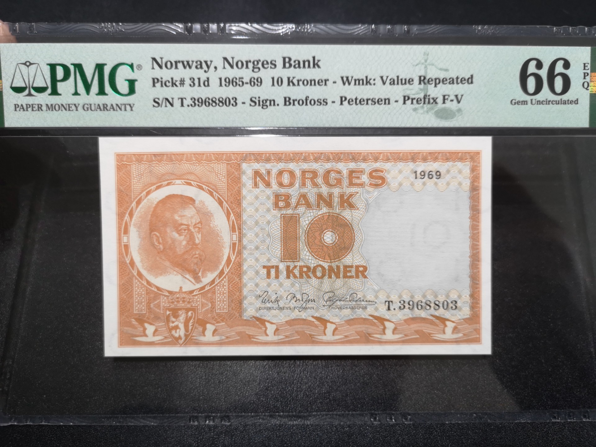 《外钞收藏家》第二百一十二期 1969年挪威10克朗 无47 PMG66