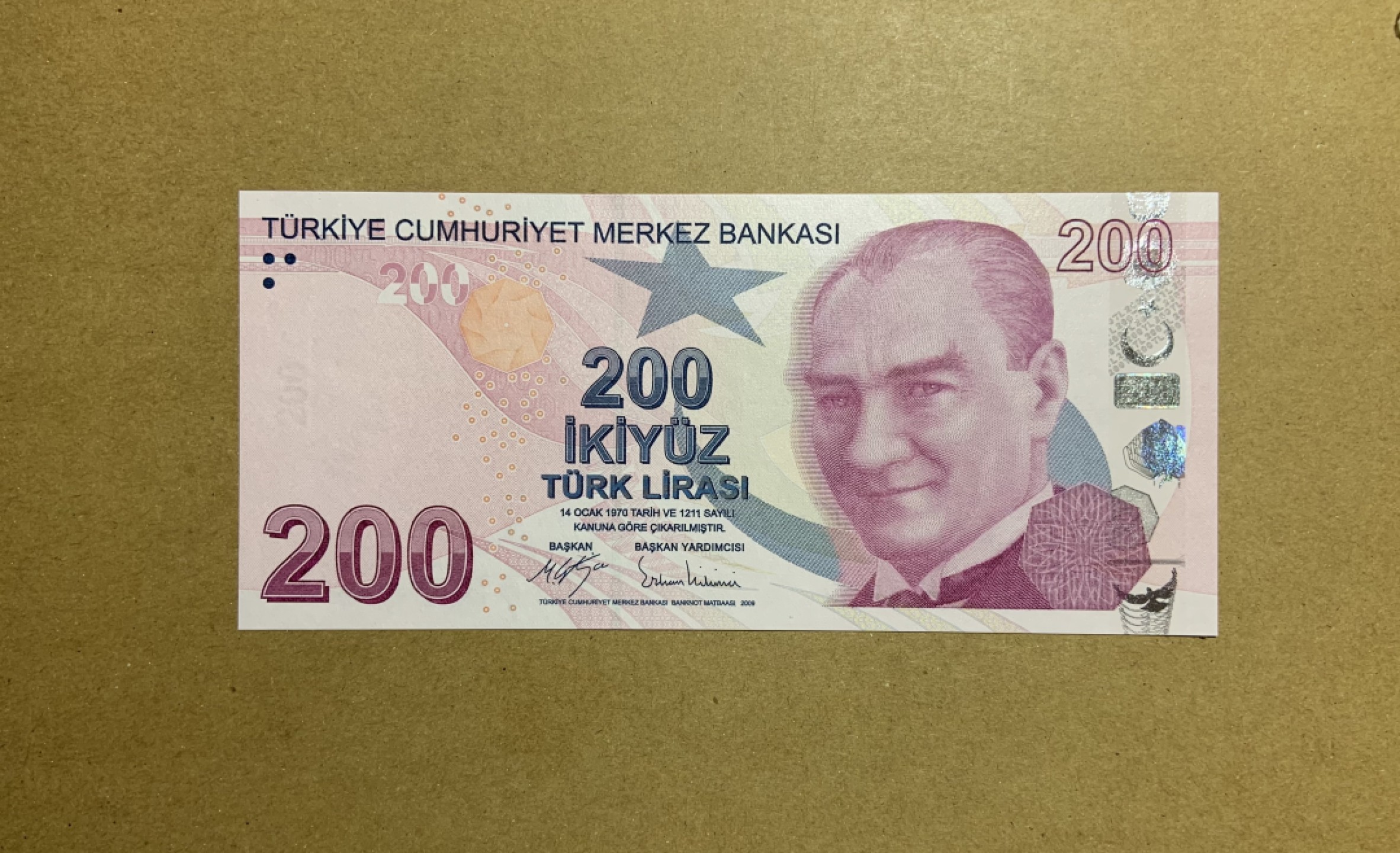 收藏联盟Quantum Auction 第204期拍卖 土耳其2009年200里拉 品相全新UNC 