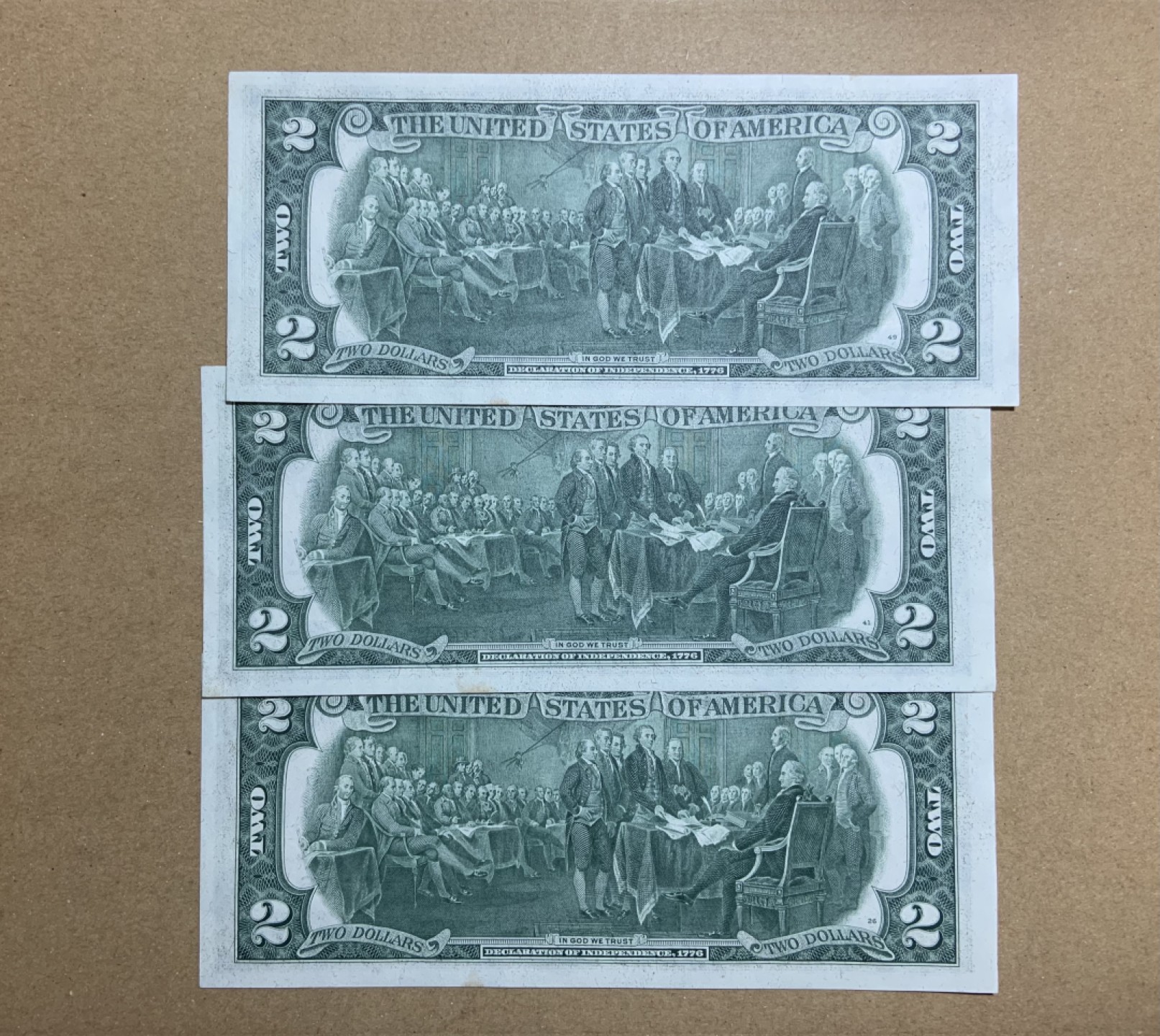 收藏联盟Quantum Auction 第202期拍卖 美国1976年联邦储备券2元三连号 品相UNC-