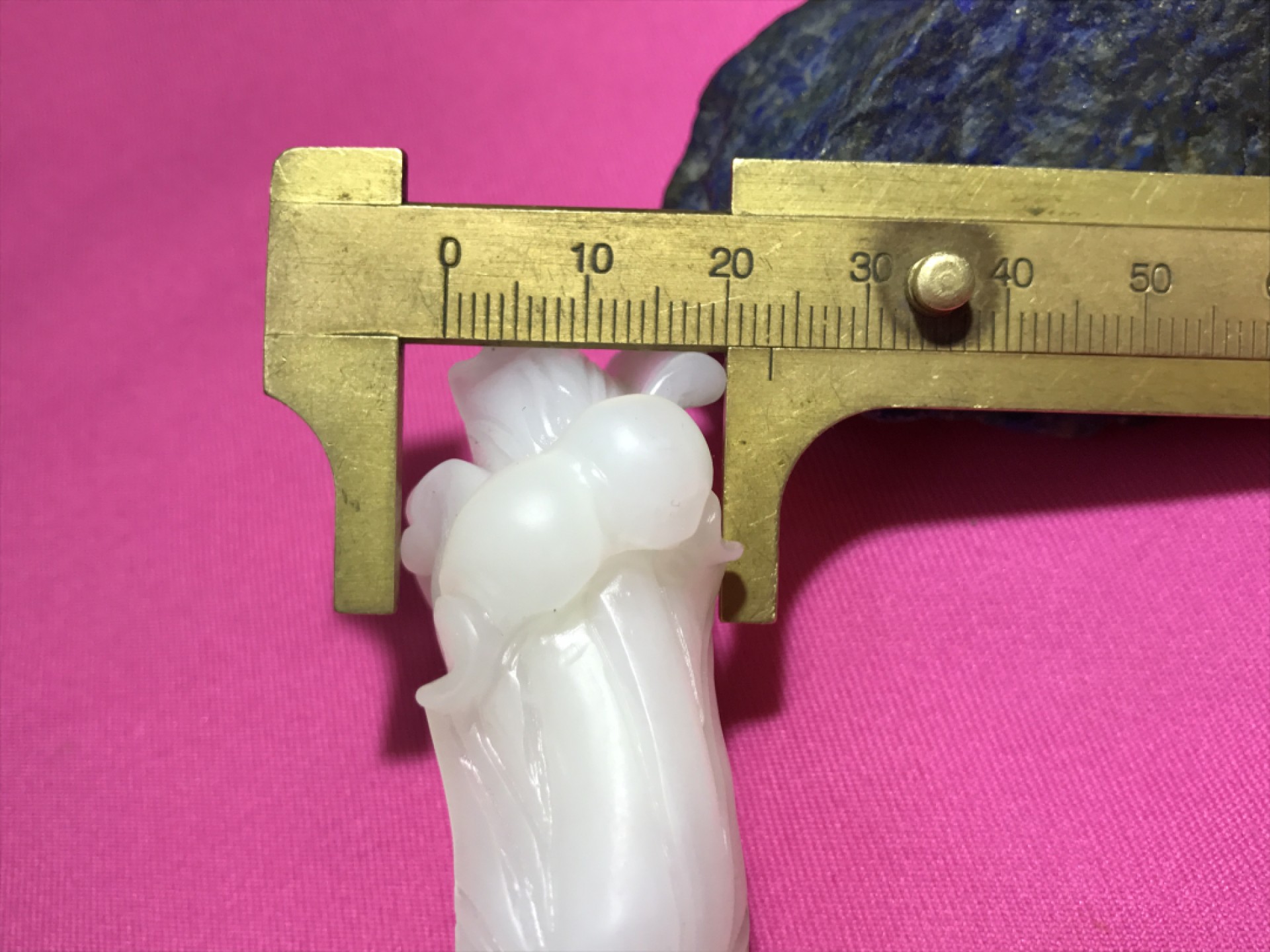 精品高玉化贝化玉雕刻白菜（百财）大吊坠（把件）一个，