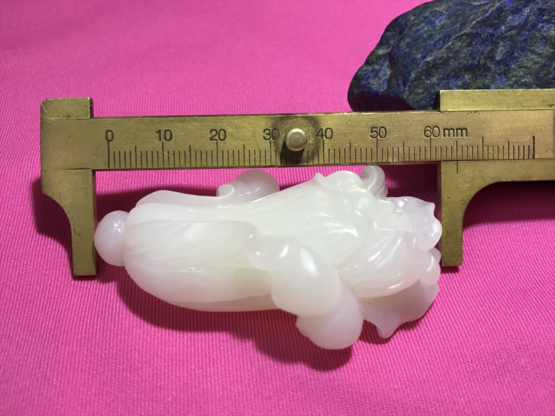 精品高玉化贝化玉雕刻白菜（百财）大吊坠（把件）一个，