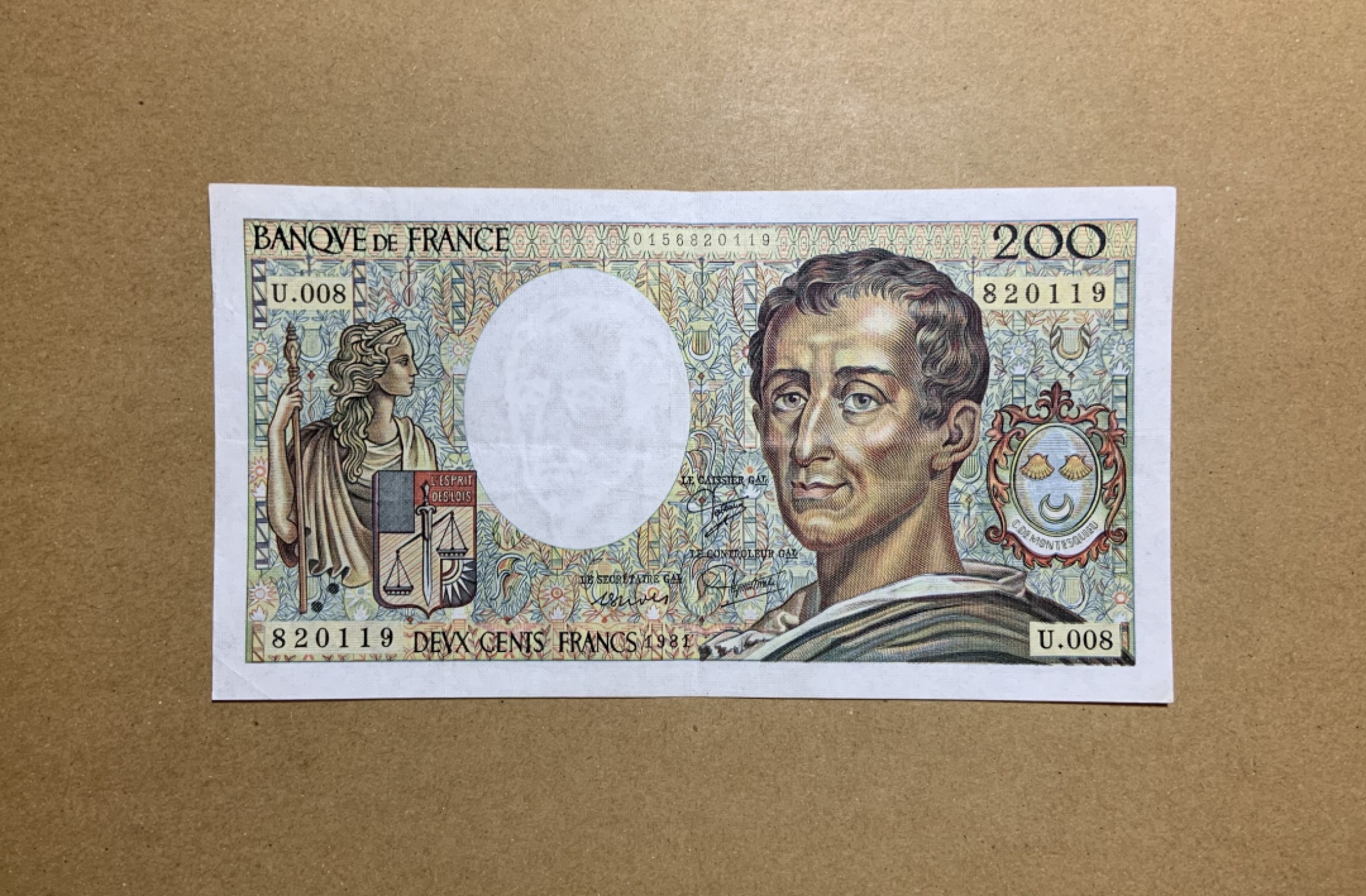 收藏联盟Quantum Auction 第202期拍卖 法国1981年200法郎 品相如图 首发年份