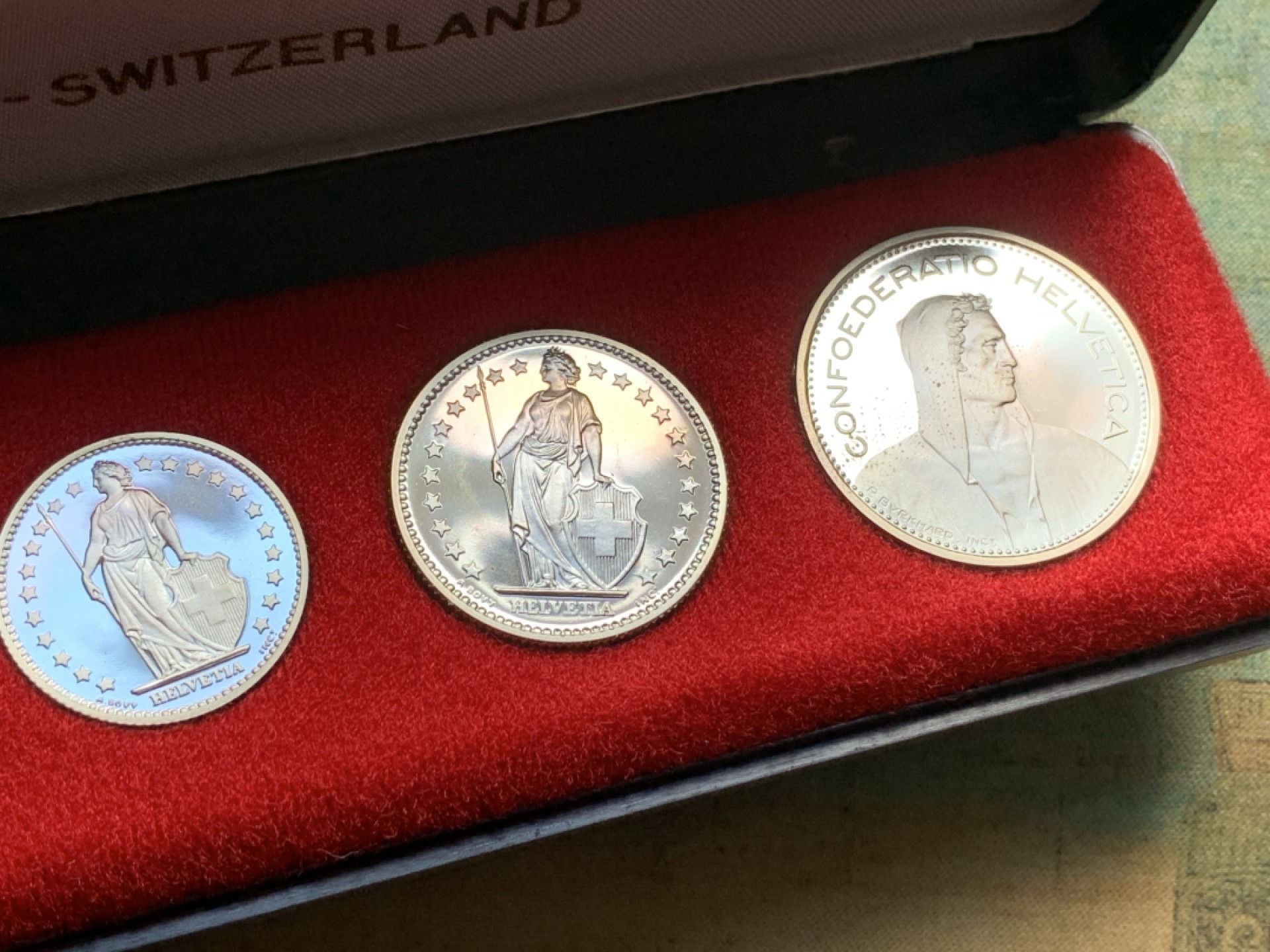 《竞宝斋》第110场-周日，周一 ，周四3场连拍（全场包邮）