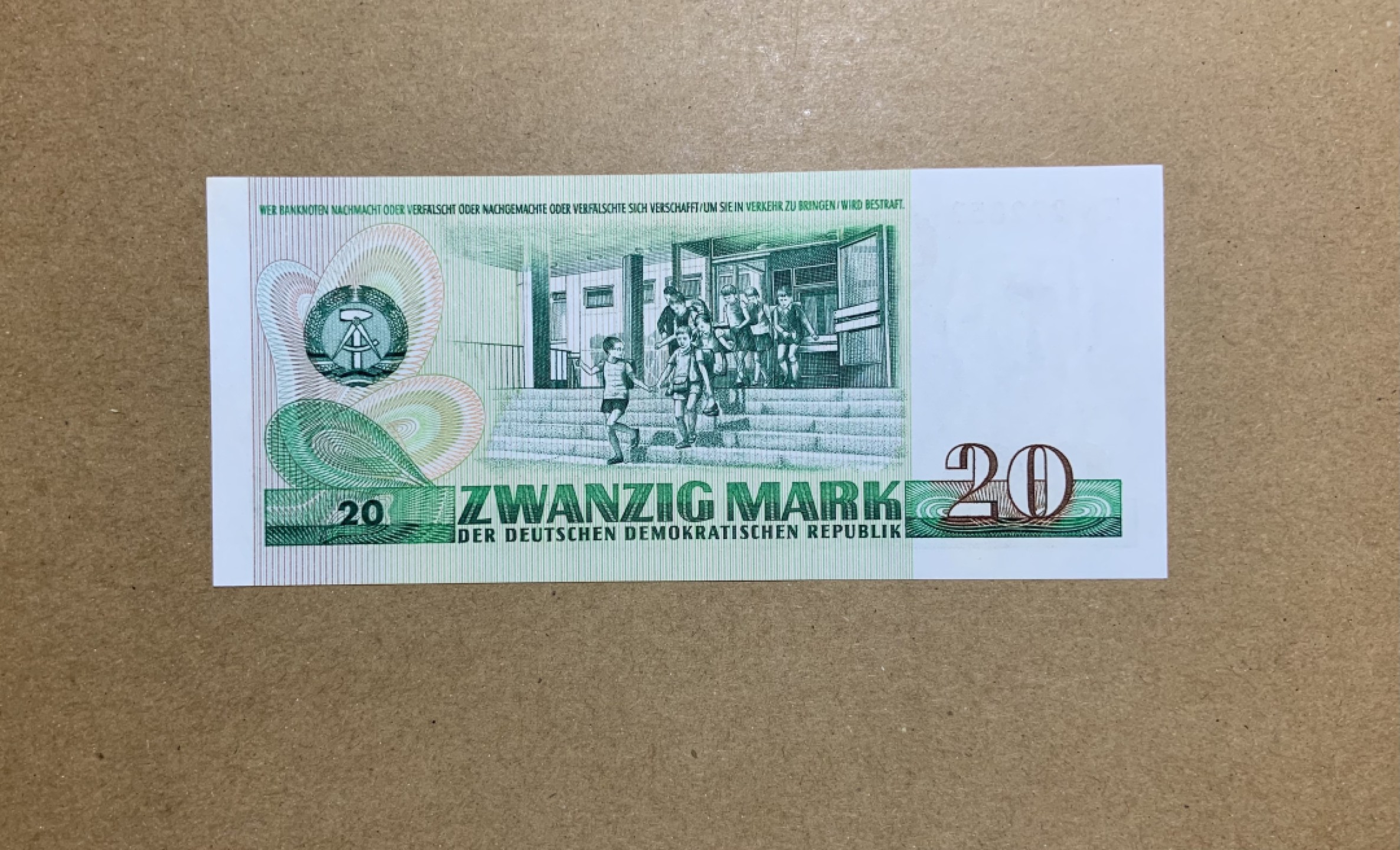 收藏联盟Quantum Auction 第204期拍卖 德国民主共和国1975年20马克 品相全新UNC