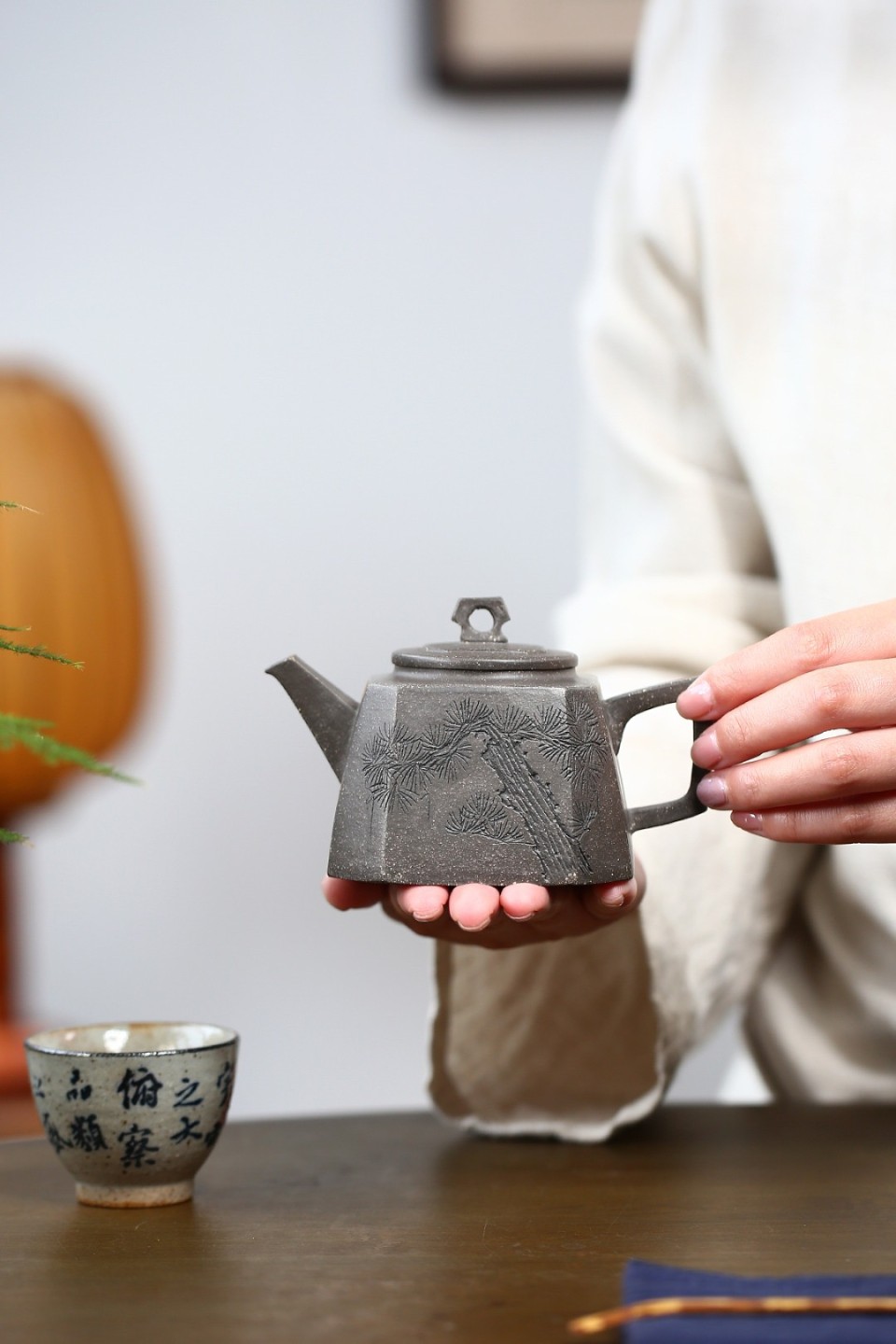正宗宜兴紫砂壶专拍场 四方抽角金钟
