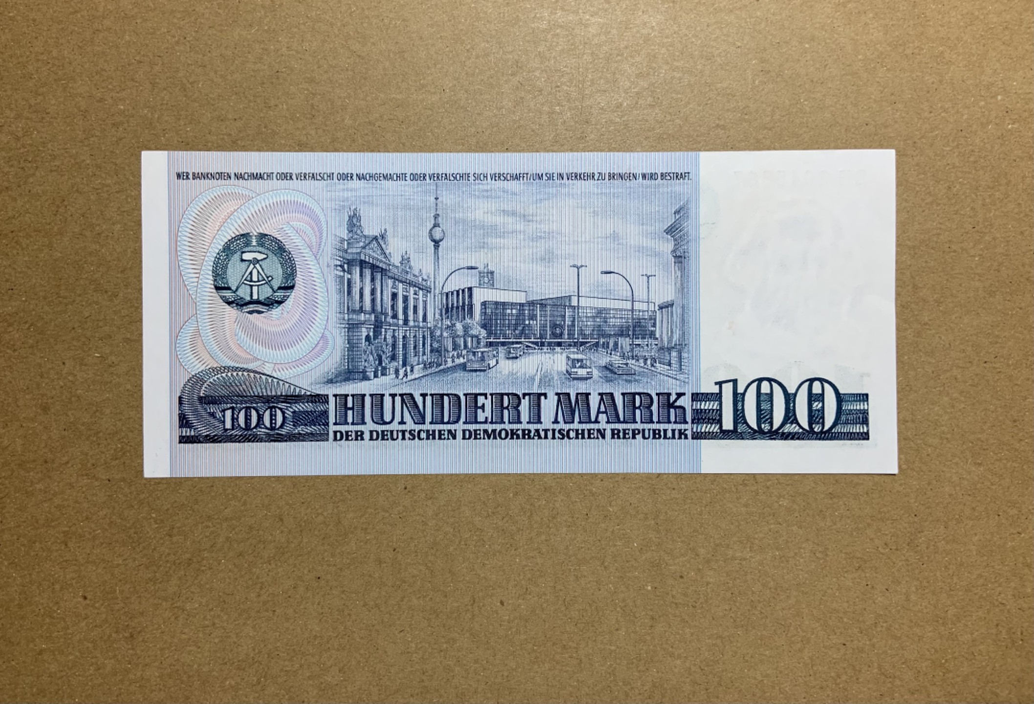 收藏联盟Quantum Auction 第202期拍卖 德国民主共和国1975年100马克 品相UNC- 马克思 背面是东柏林街景