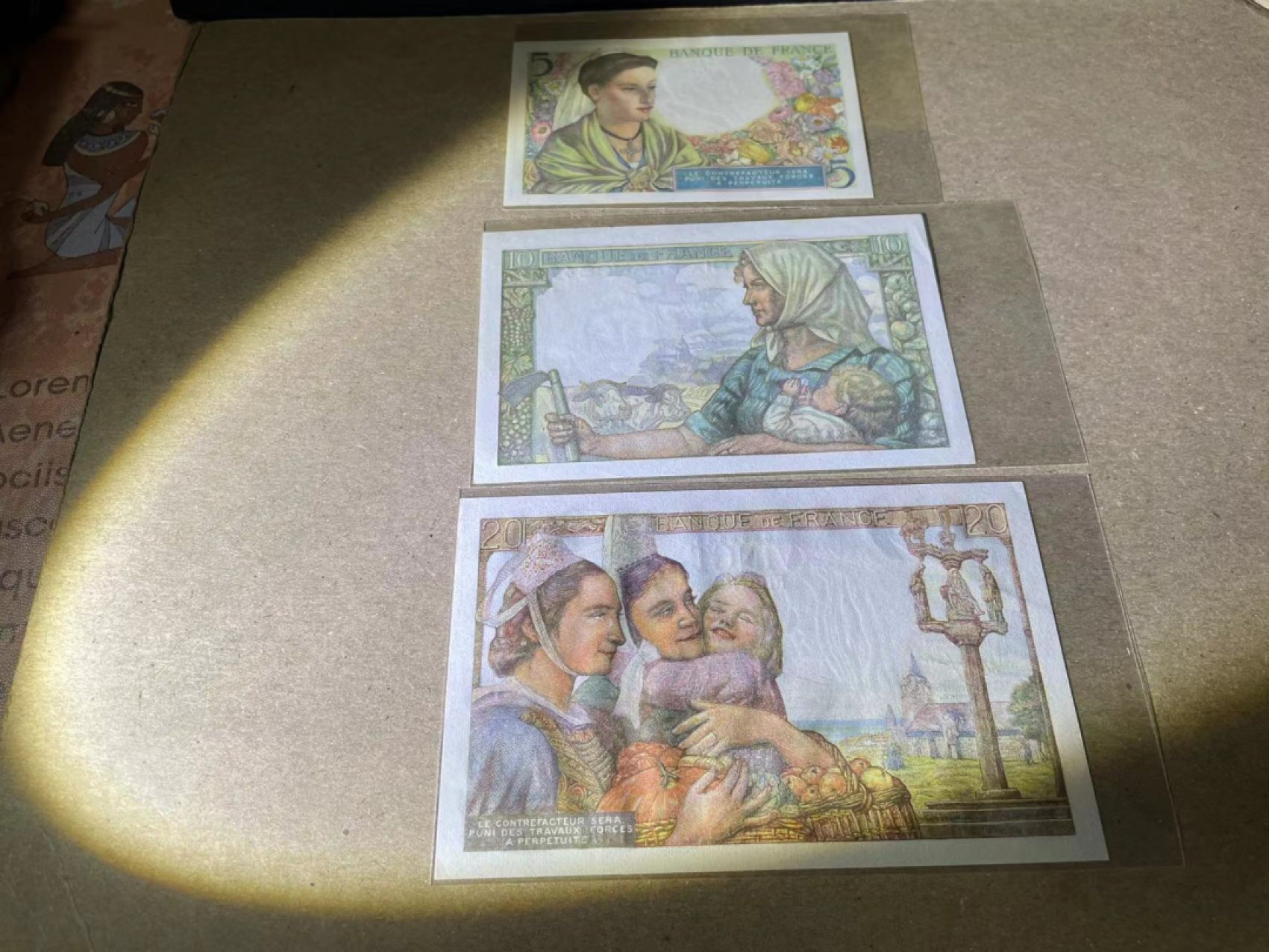 【Blue Auction】✨世界纸币精拍第243期——小双十一专场  【一组3张】法国 1943-47年5-10-20法郎  UNC-