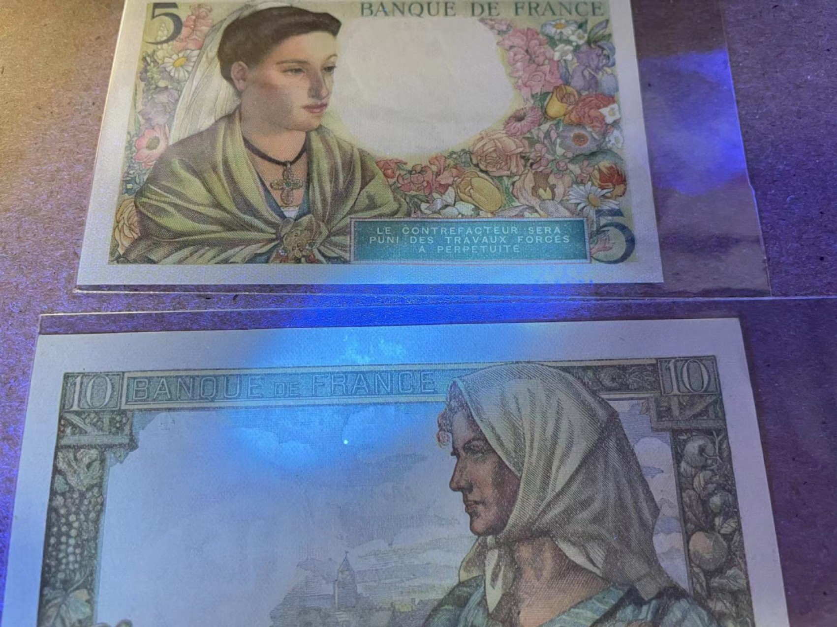 【Blue Auction】✨世界纸币精拍第243期——小双十一专场  【一组3张】法国 1943-47年5-10-20法郎  UNC-