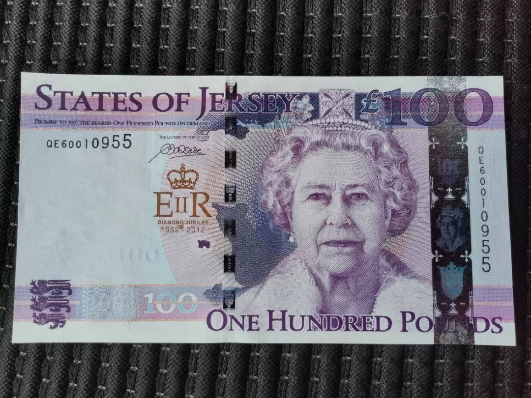 【Blue Auction】✨世界纸币精拍第243期——小双十一专场  【无47】泽西 2012年100镑 纪念钞 女王 精美 全新UNC